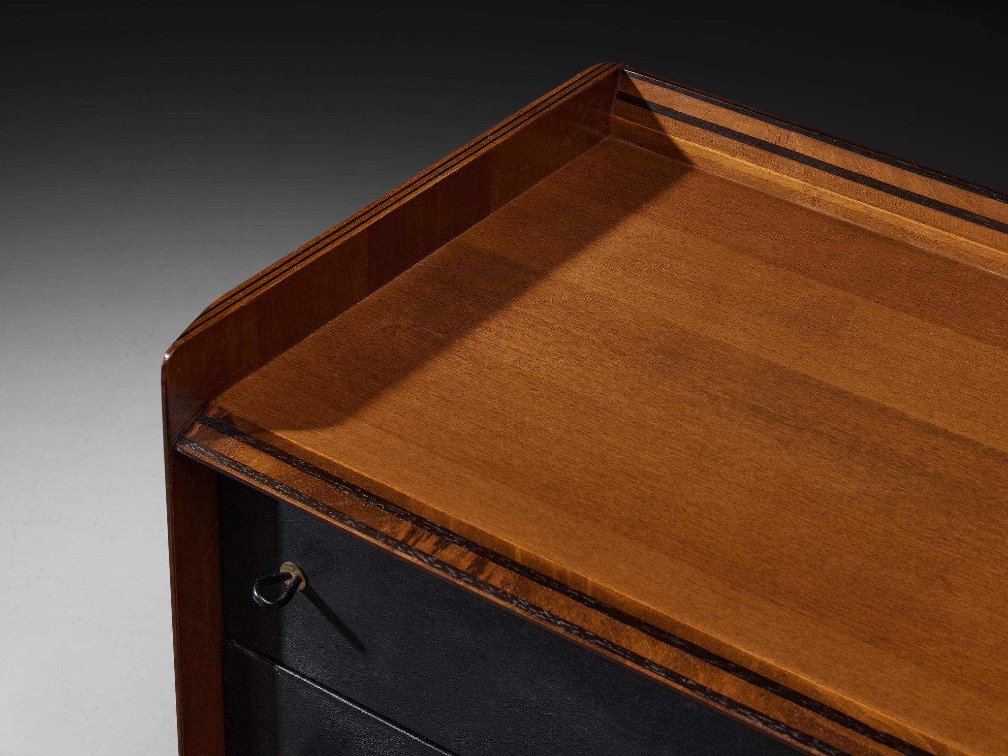 Afra & Tobia Scarpa 'Artona' Chest of Drawers in Black Leather and Walnut Case pieces and storage cabinets Morentz