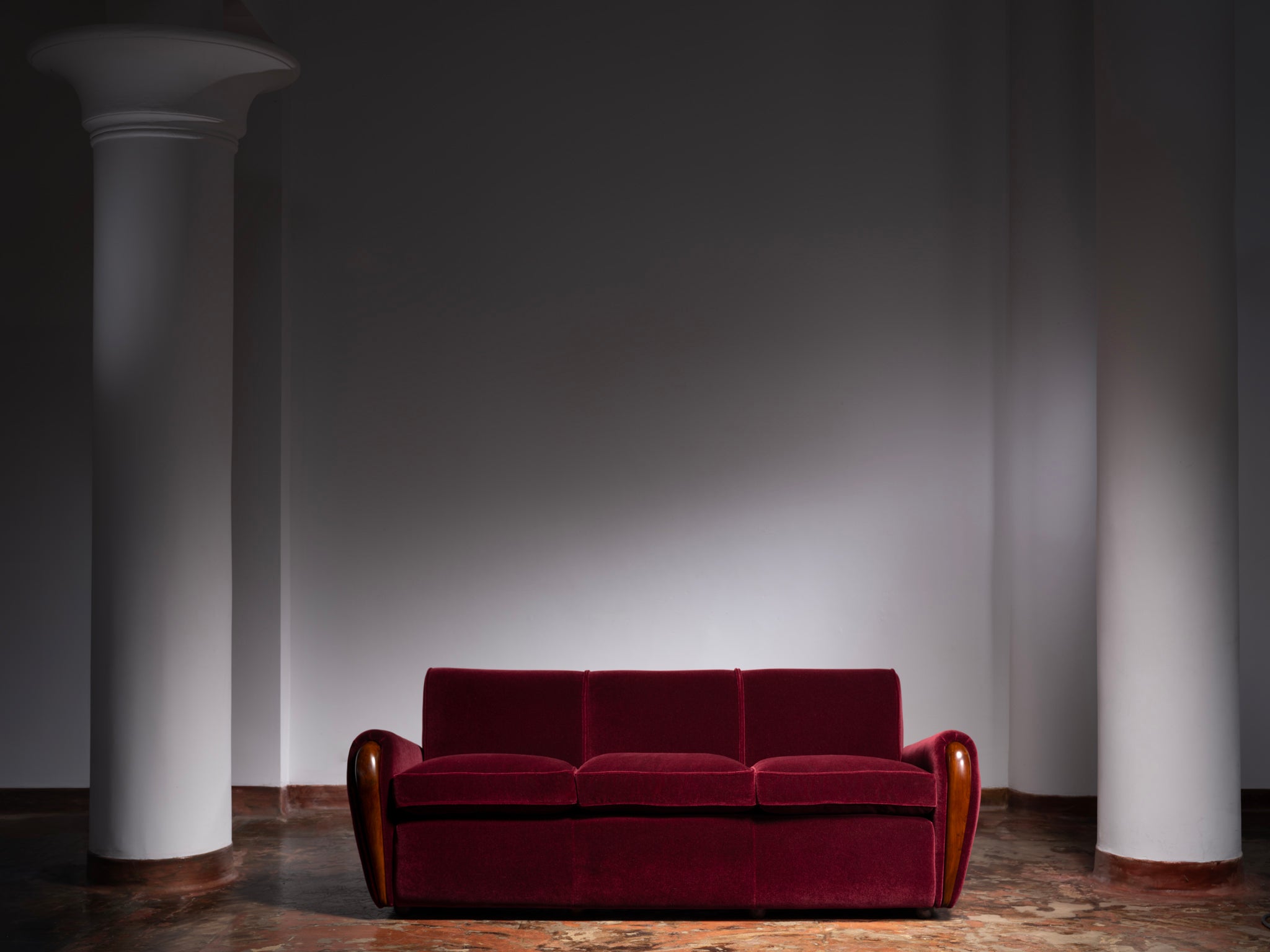 Osvaldo Borsani for Arredamenti Borsani Varedo Rare Three-Seat Sofa in Walnut and Mohair Seating Morentz