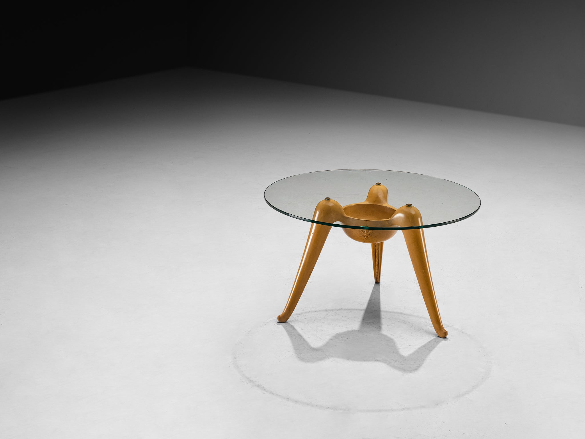 Rare Osvaldo Borsani for ABV '5052' Carved Side Table in Wood and Glass Tables Morentz