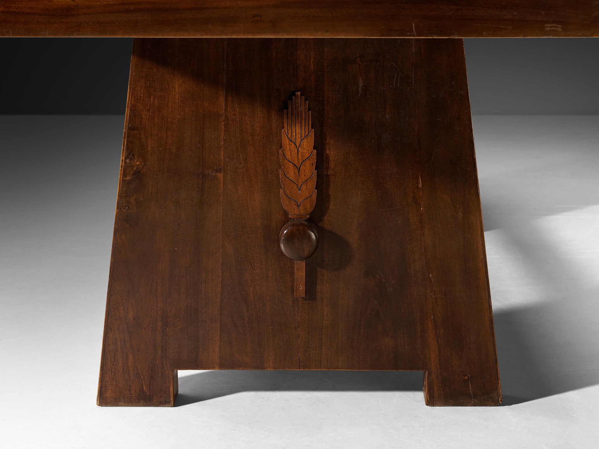1920s Art Deco Dining Table in Walnut 280.5 cm / 110.43 in. Tables Morentz