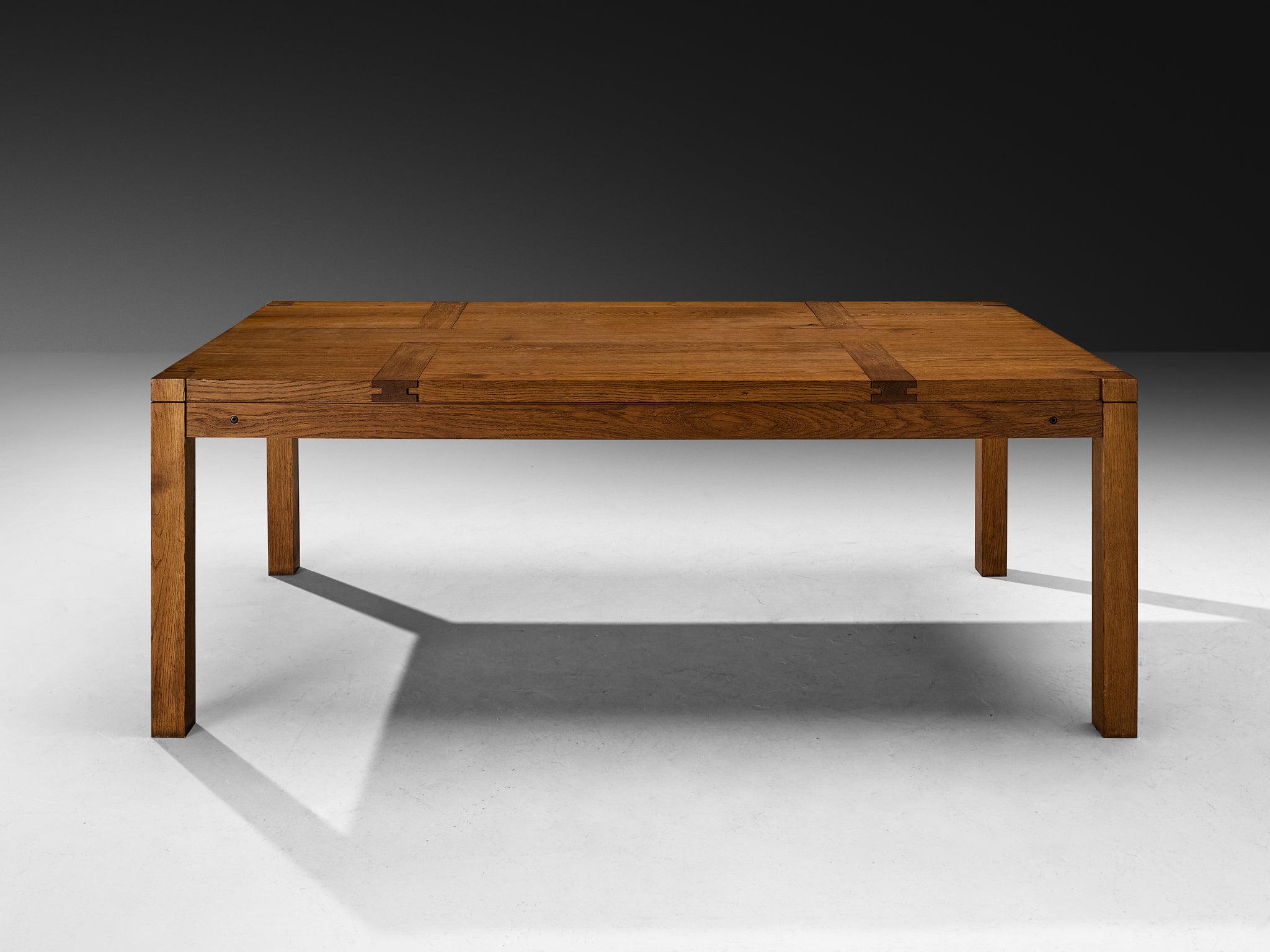 Italian Mid-Century Modernist Dining Table in Oak Tables Morentz