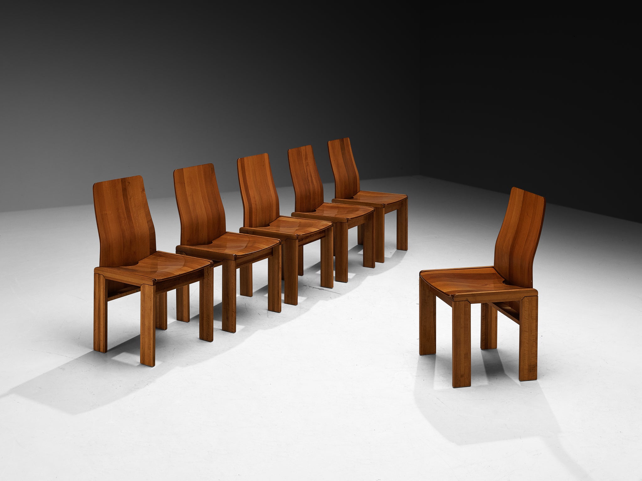 Italian Post-Modern Set of Six Dining Chairs in Walnut Wood Seating Morentz