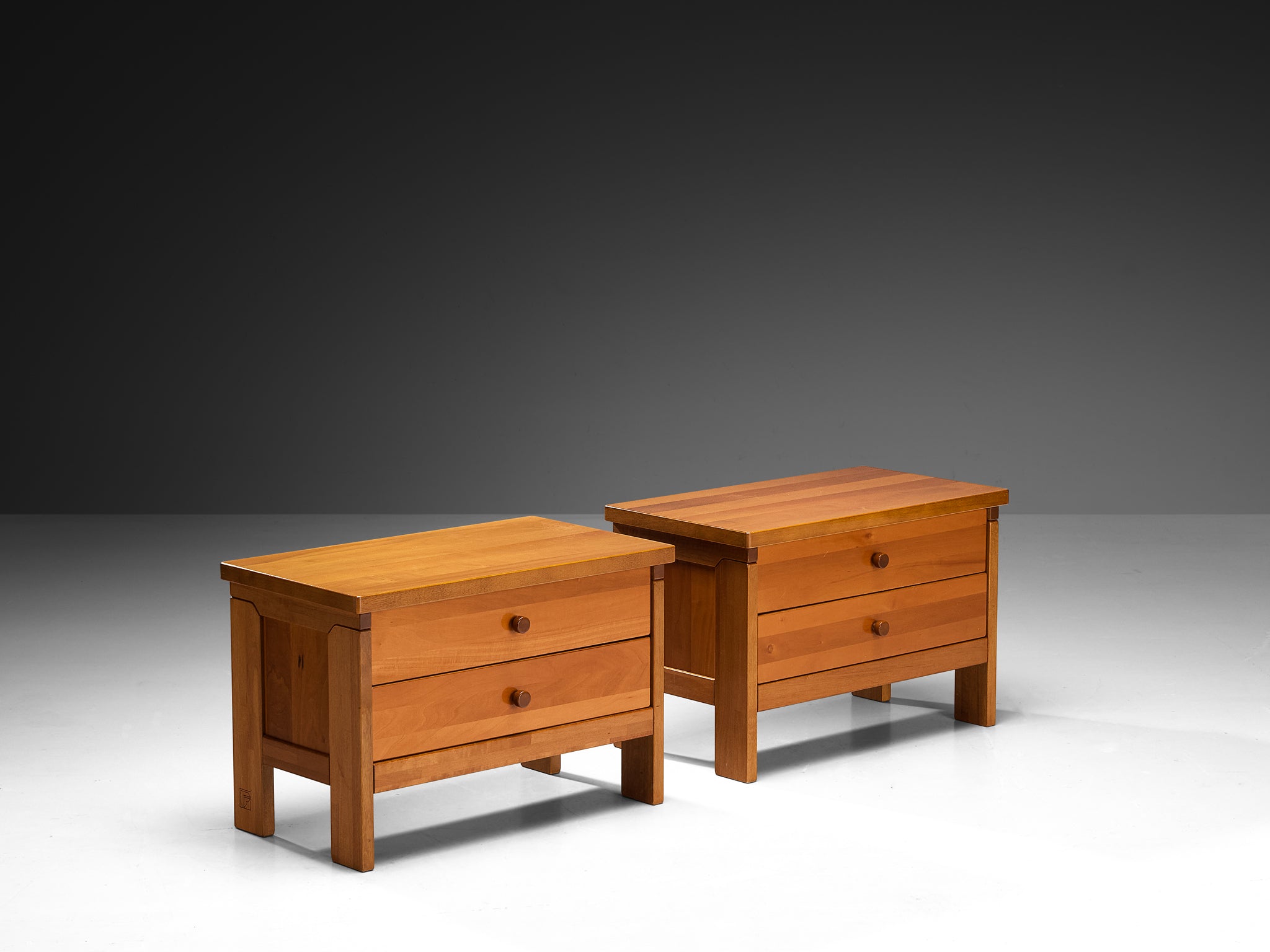 Italian Post-Modern Pair of Bedside Tables in Cherry Case pieces and storage cabinets Morentz