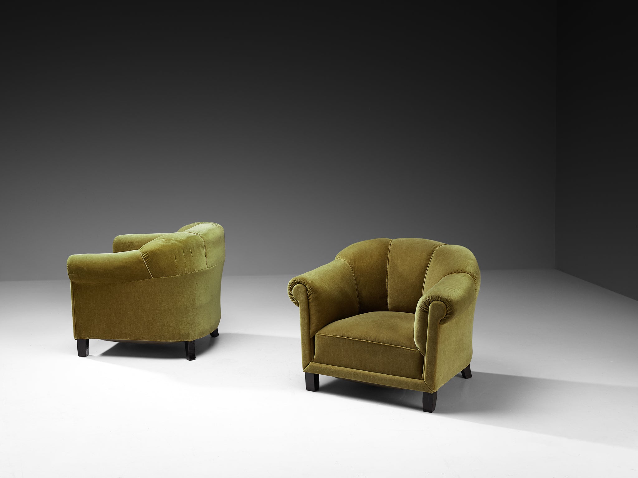 Pair of Mid-Century Lounge Chairs in Green Velvet Seating Morentz