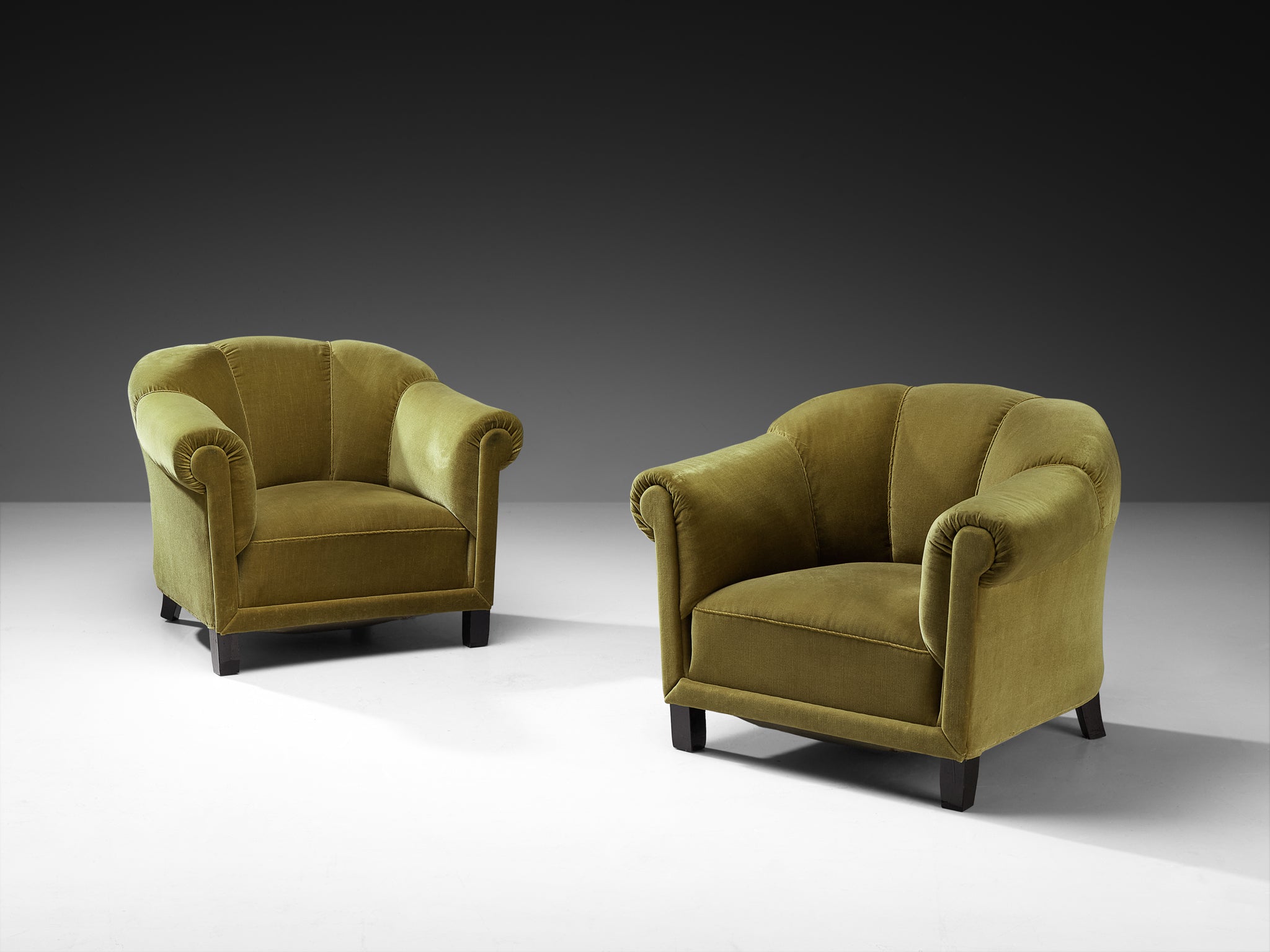 Pair of Mid-Century Lounge Chairs in Green Velvet Seating Morentz