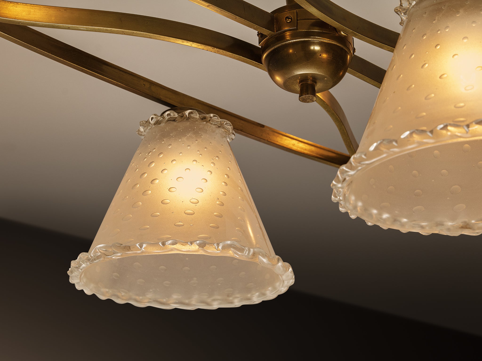 1950s Italian Chandelier in Brass and Frosted Glass Shades Lighting Morentz