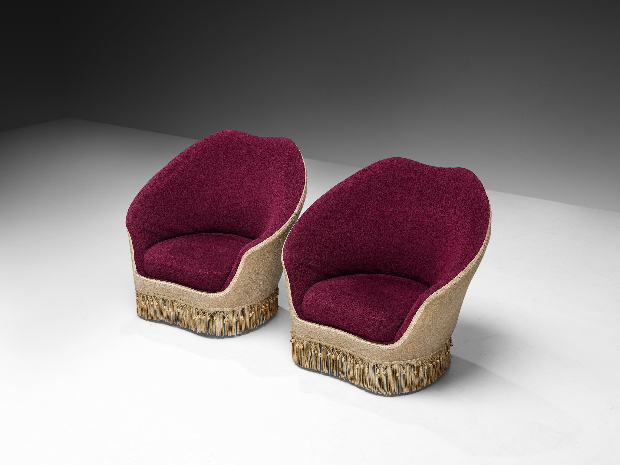 Pair of Italian Mid-Century Modern Curved Armchairs Seating Morentz