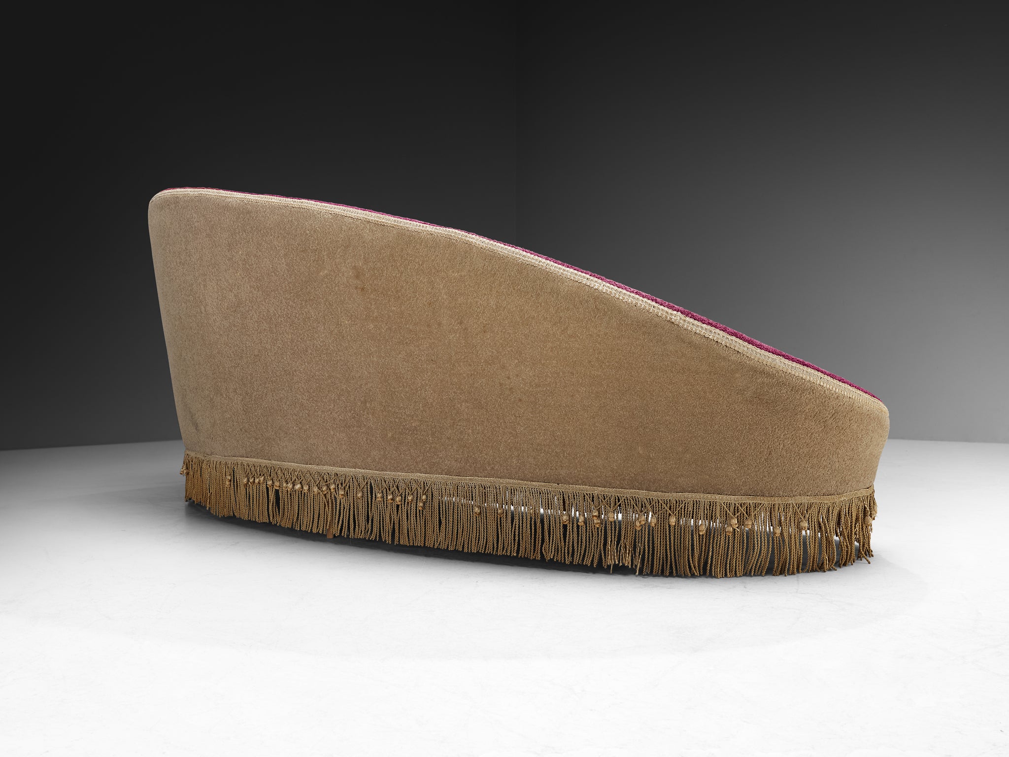 Italian Mid-Century Modern Curved Sofa Seating Morentz