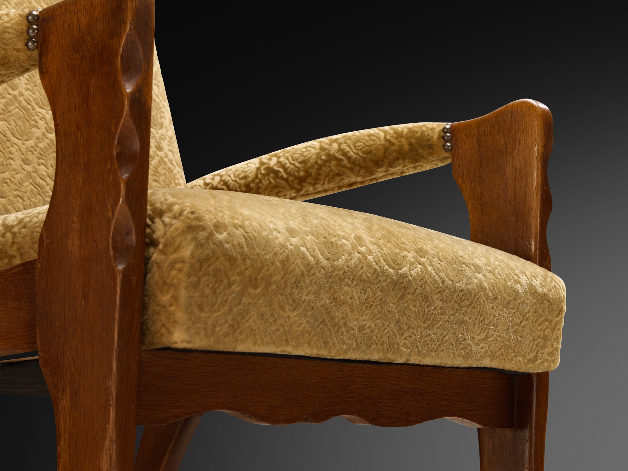 Pair of Lounge Chairs with Curved Front Legs in Oak and Fabric 1940s Seating Morentz