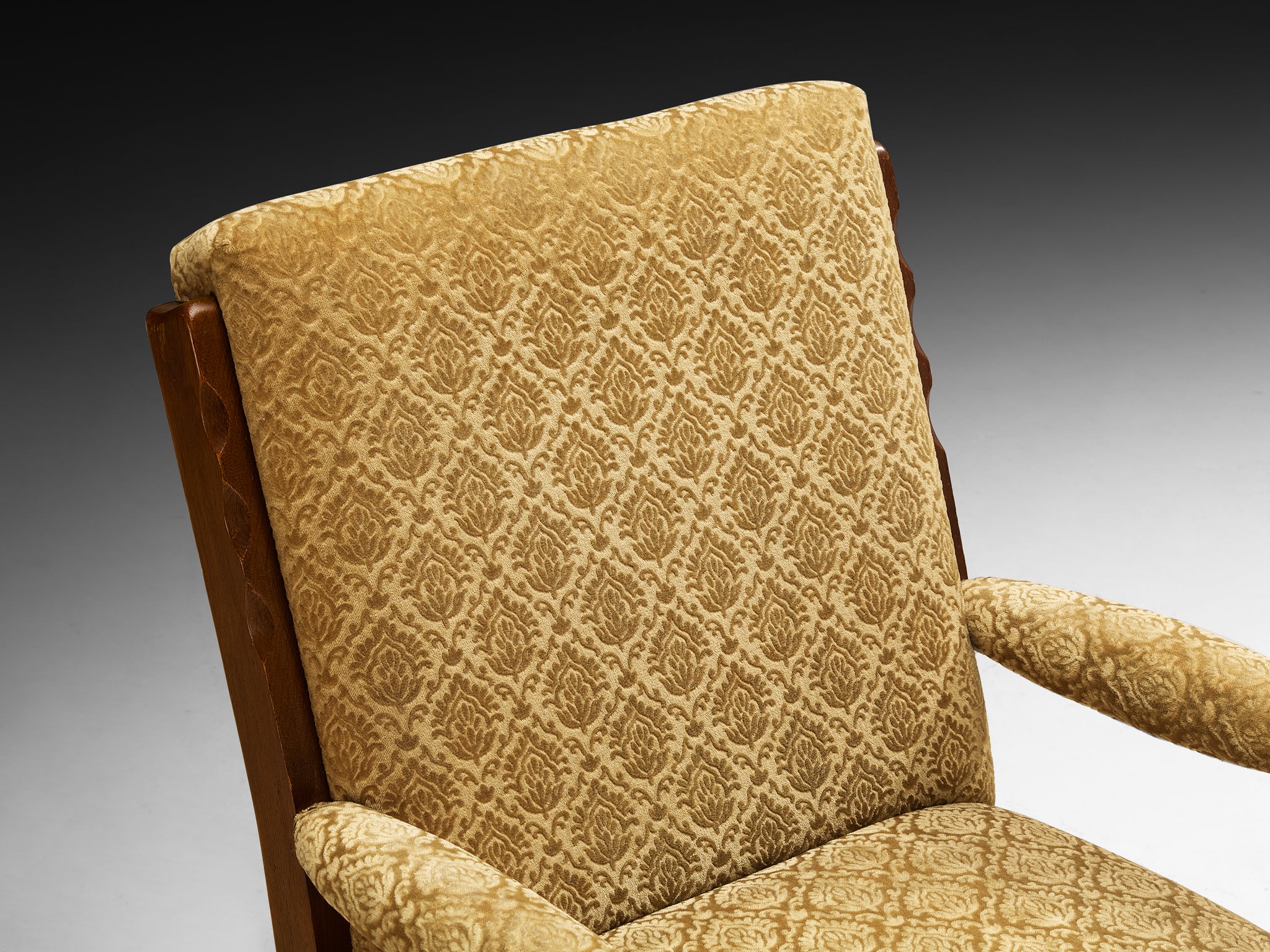Pair of Lounge Chairs with Curved Front Legs in Oak and Fabric 1940s Seating Morentz