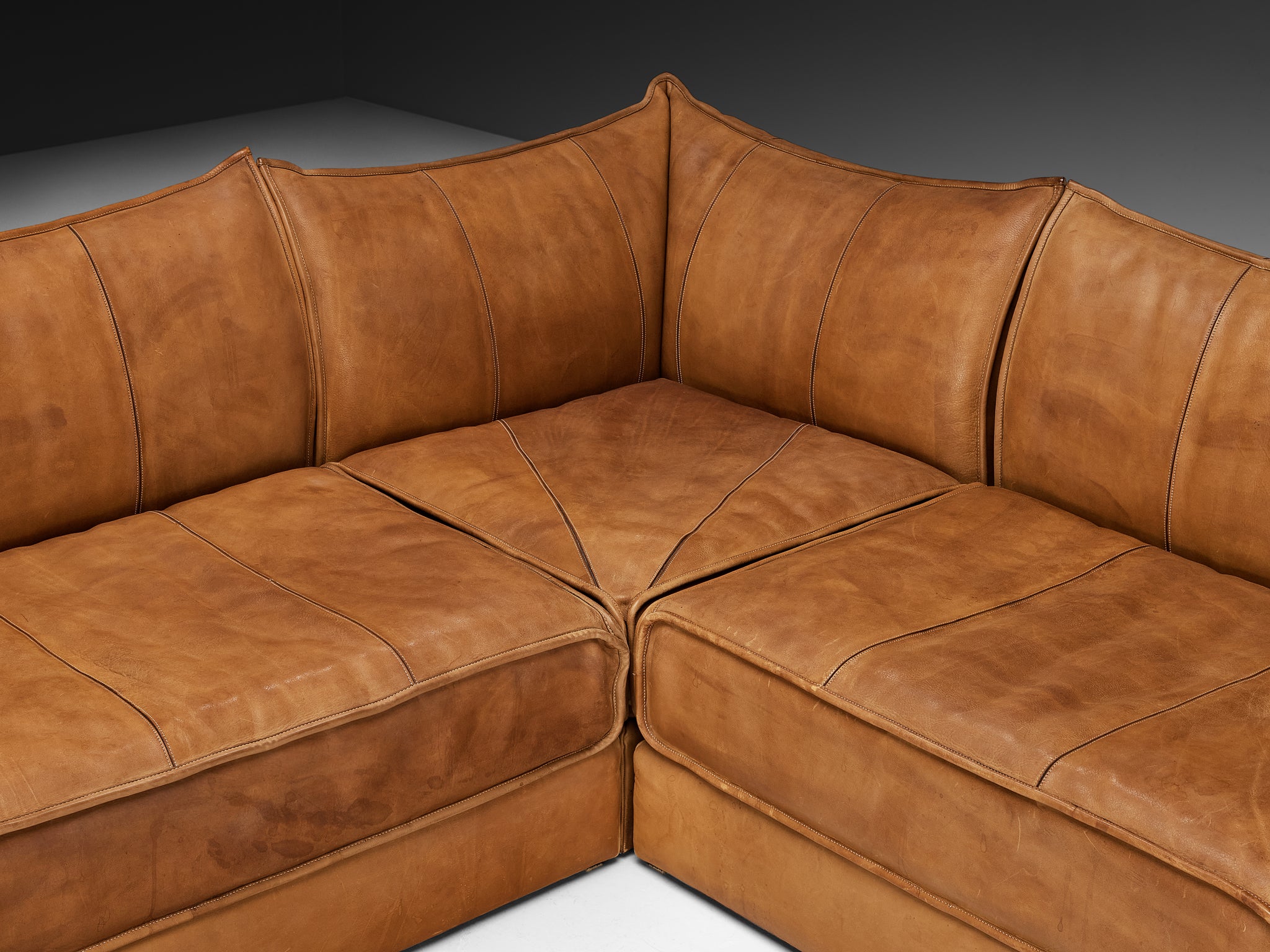 De Sede 'Pagoda' DS-19 Sectional Sofa in Cognac Brown Leather Seating Morentz