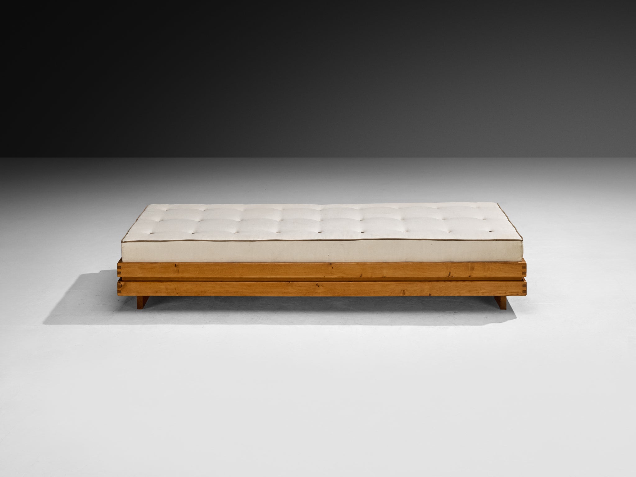 Maison Regain Daybed in Solid Elm Seating Morentz