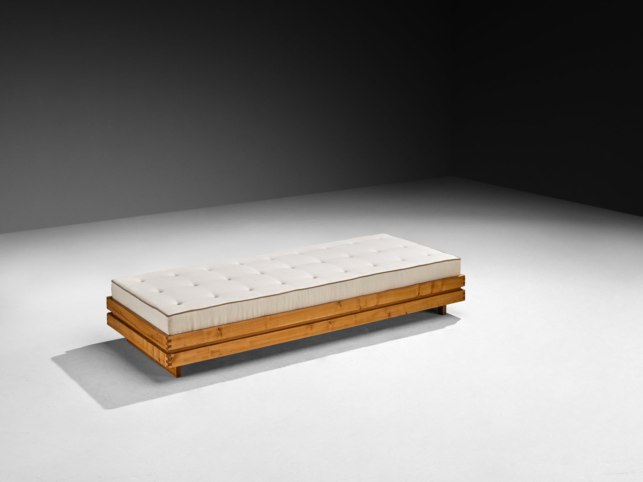 Maison Regain Daybed in Solid Elm Seating Morentz