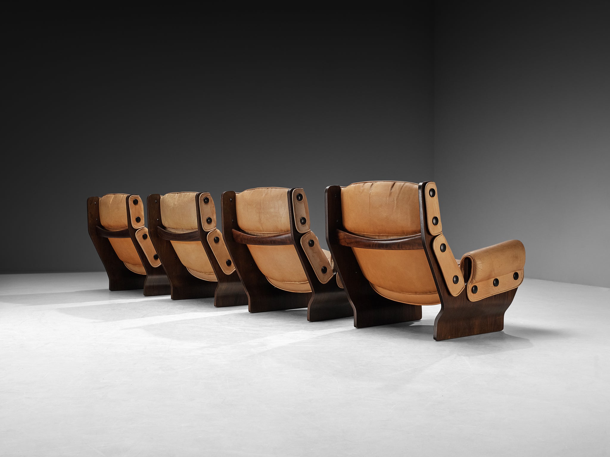 Osvaldo Borsani for Tecno 'Canada' Lounge Chairs in Cognac Brown Leather and Wood Seating Morentz