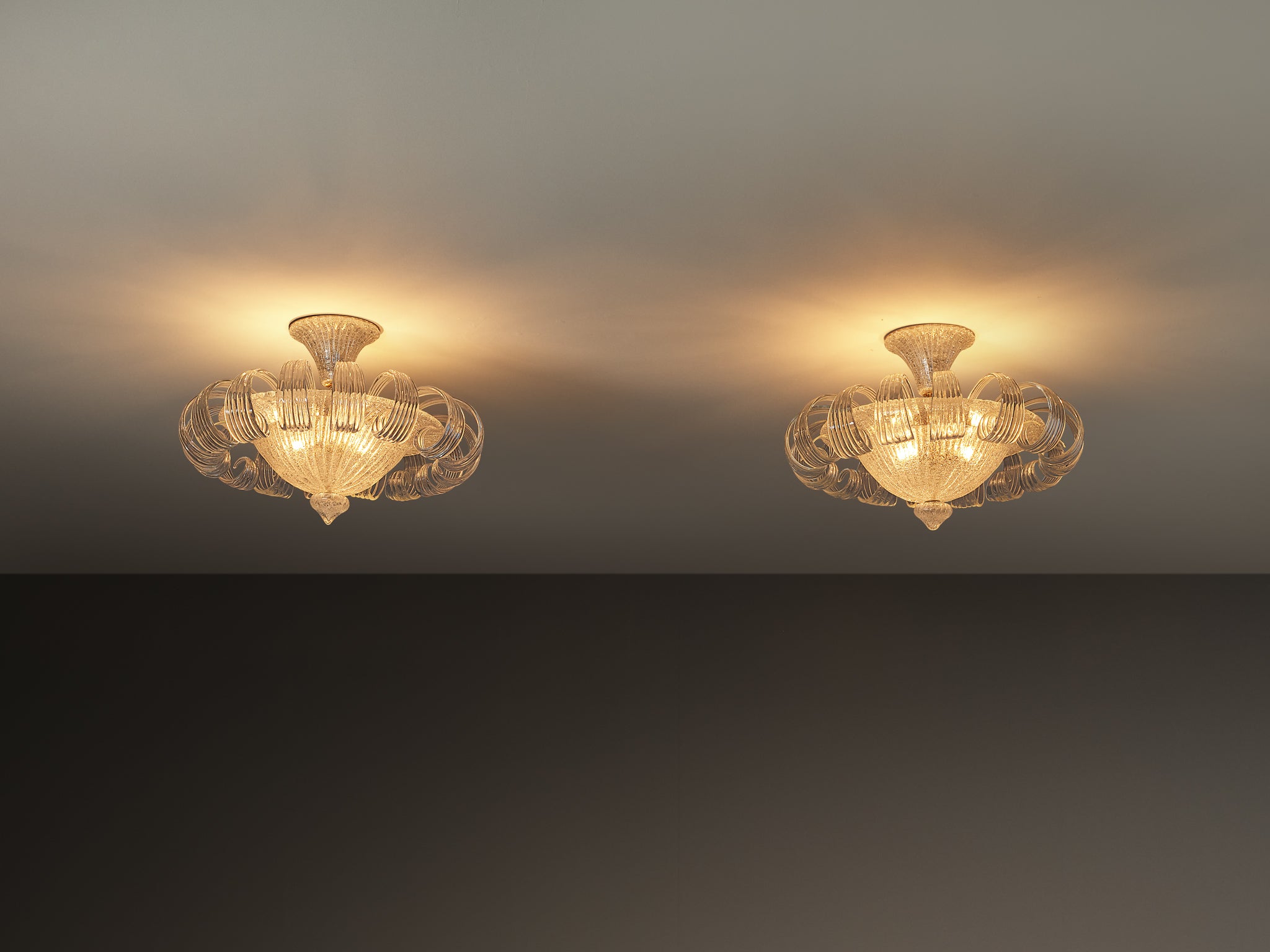 Italian Art Deco Medusa Shaped Pair of Chandeliers in Murano Glass Lighting Morentz