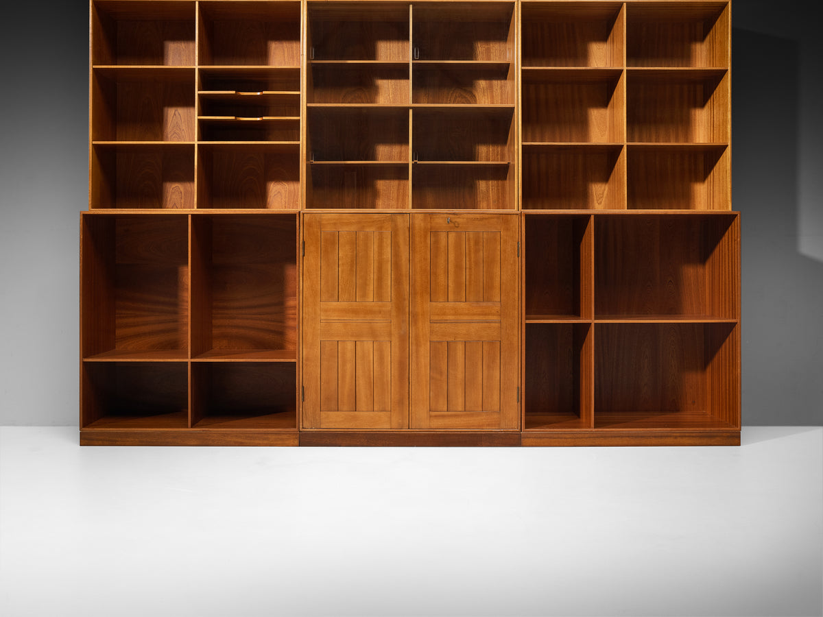 Mogens Koch for Rud Radmussen Modular Bookcase in Mahogany Case pieces and storage cabinets Morentz