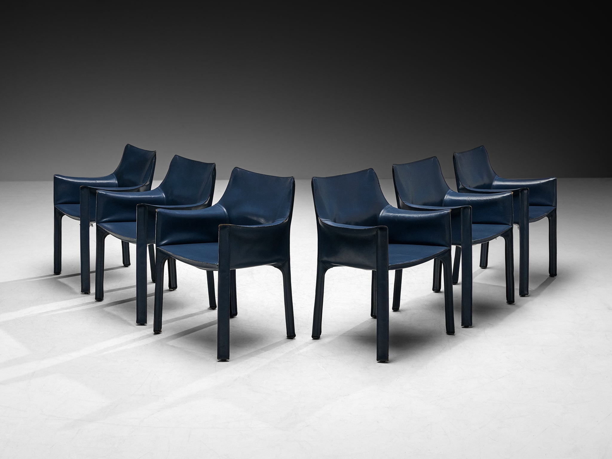 Mario Bellini Set of Six 'CAB 413' Dining Chairs in Unusual Dark Blue Leather Seating Morentz
