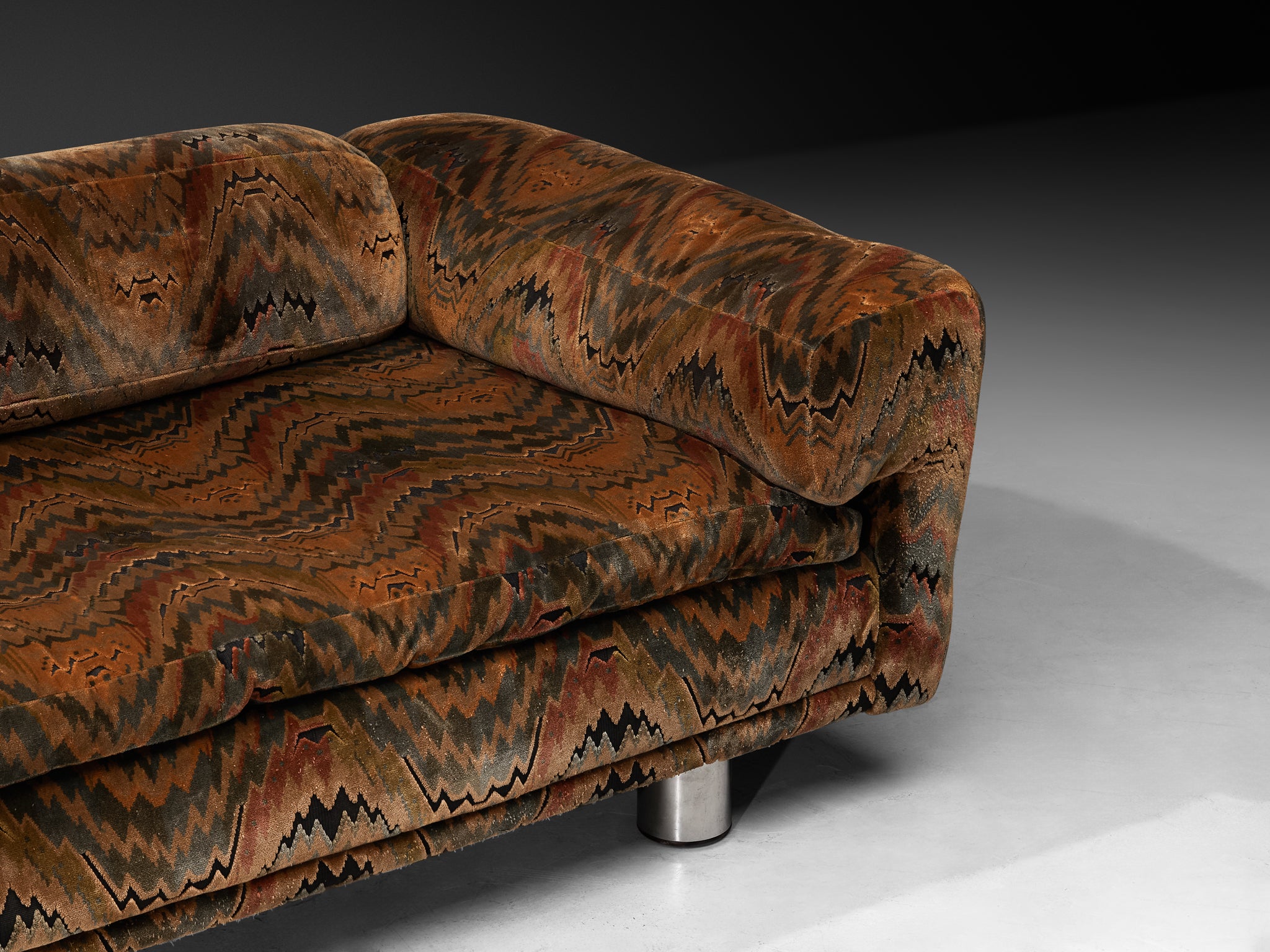 Howard Keith for HK Furniture 'Diplomat' Sofa Seating Morentz