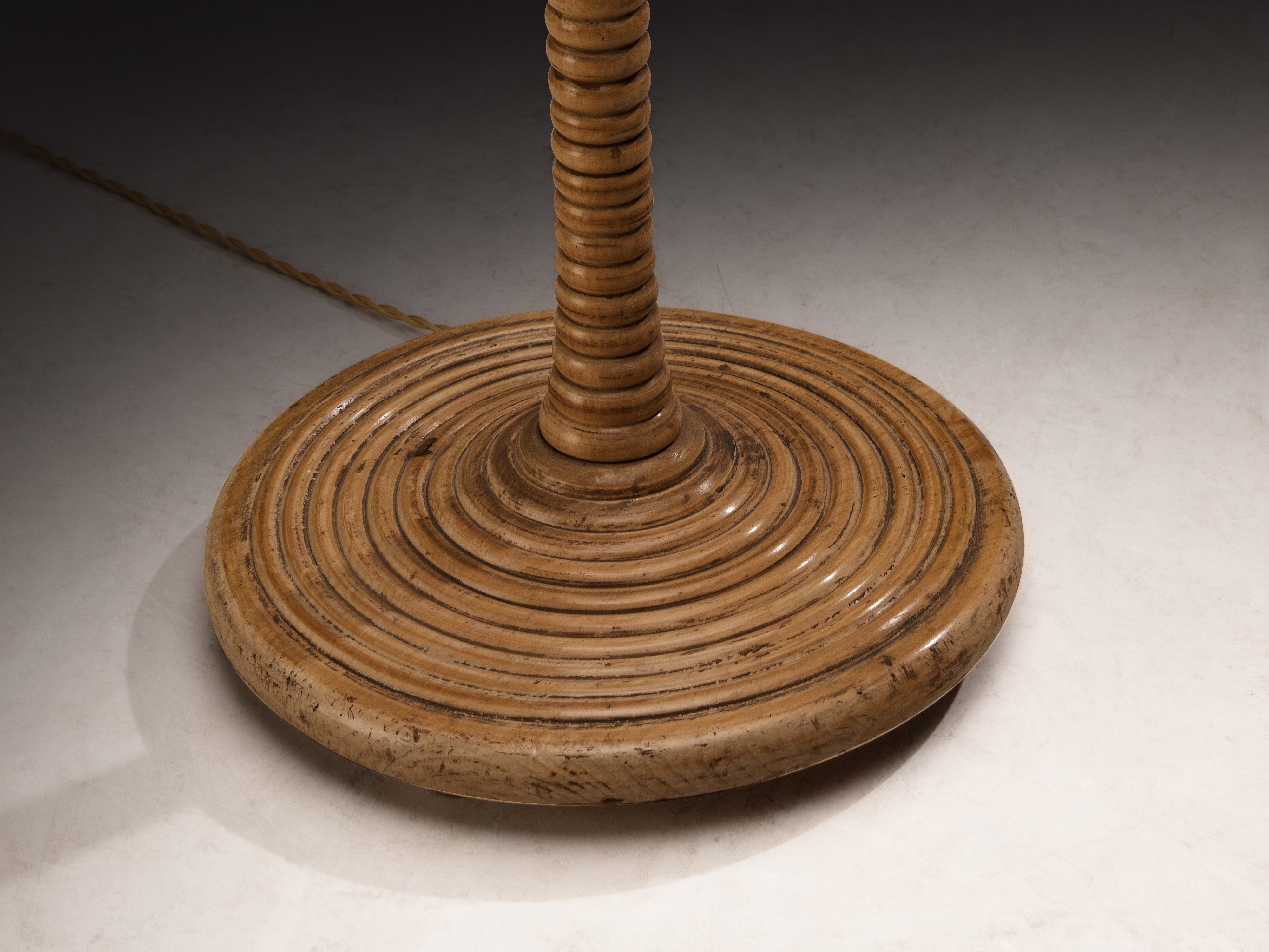 Rare Marcello Piacentini 1920s Floor Lamp in Patinated Copper and Maple Lighting Morentz