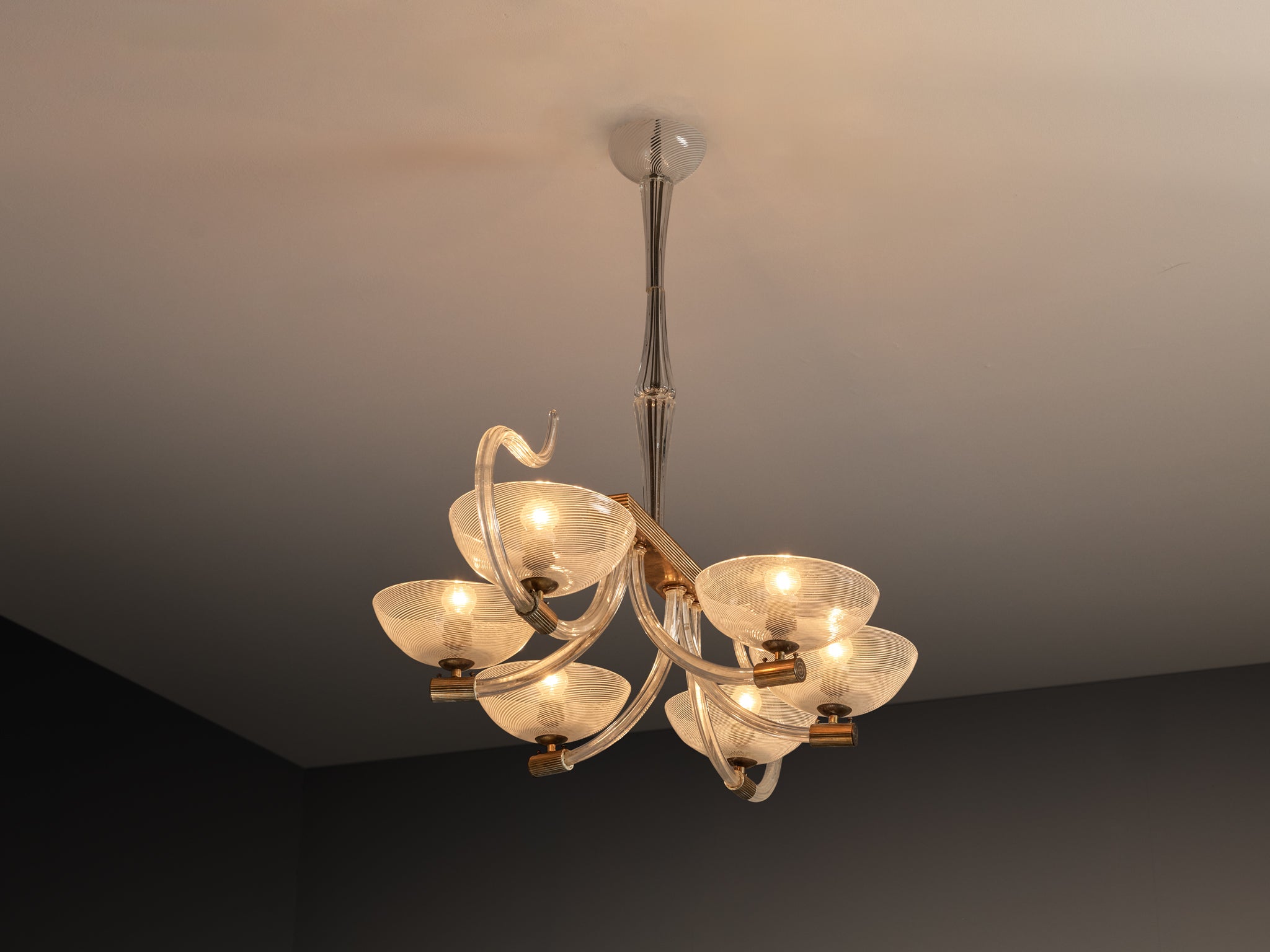 Exceptional Italian Art Deco Chandelier with Murano Filigrana Glass Lighting Morentz