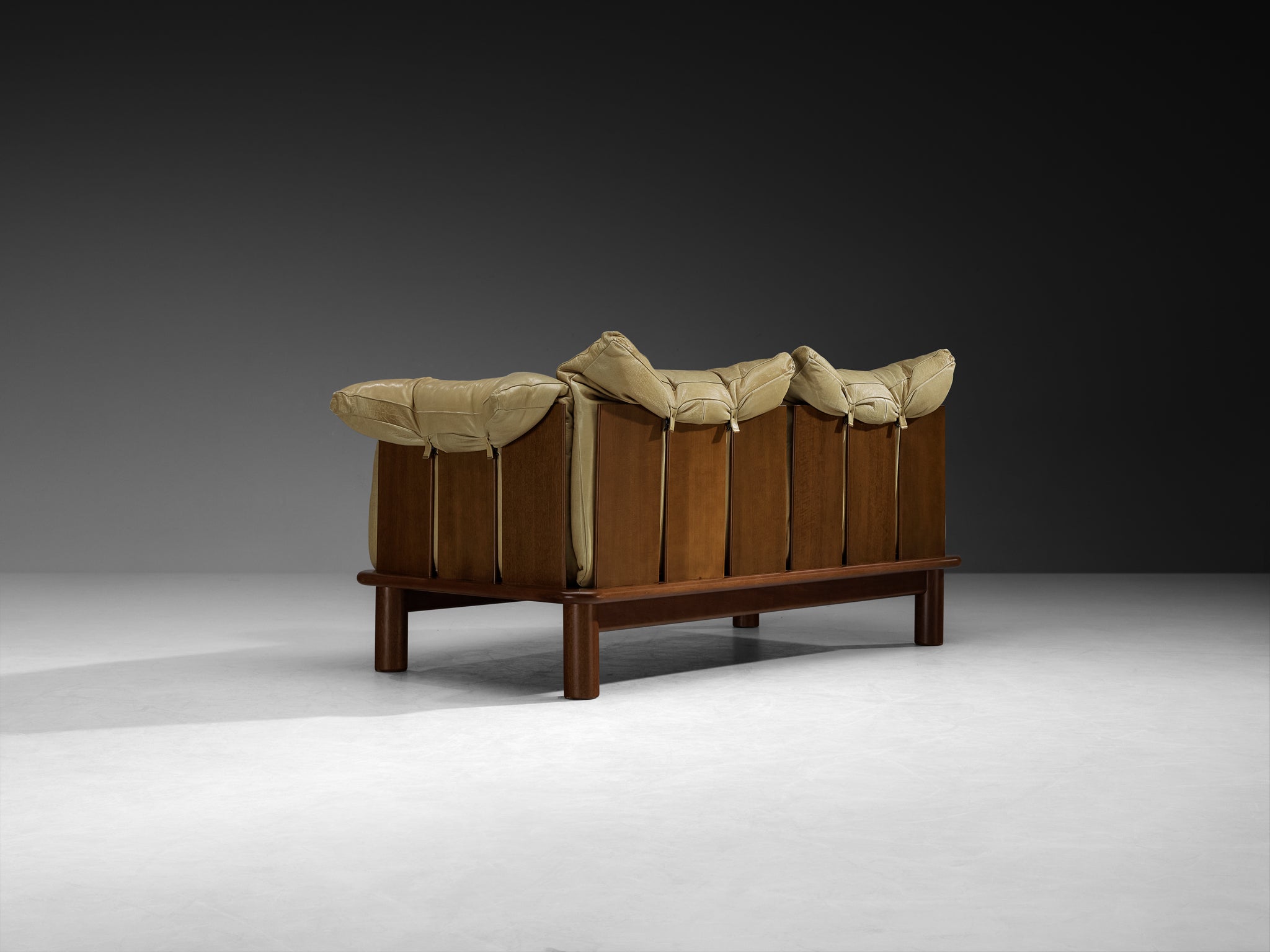 De Pas, D’Urbino & Lomazzi for Poltronova 'PITTI' Two-Seat Sofa in Beige Leather and Walnut Seating Morentz
