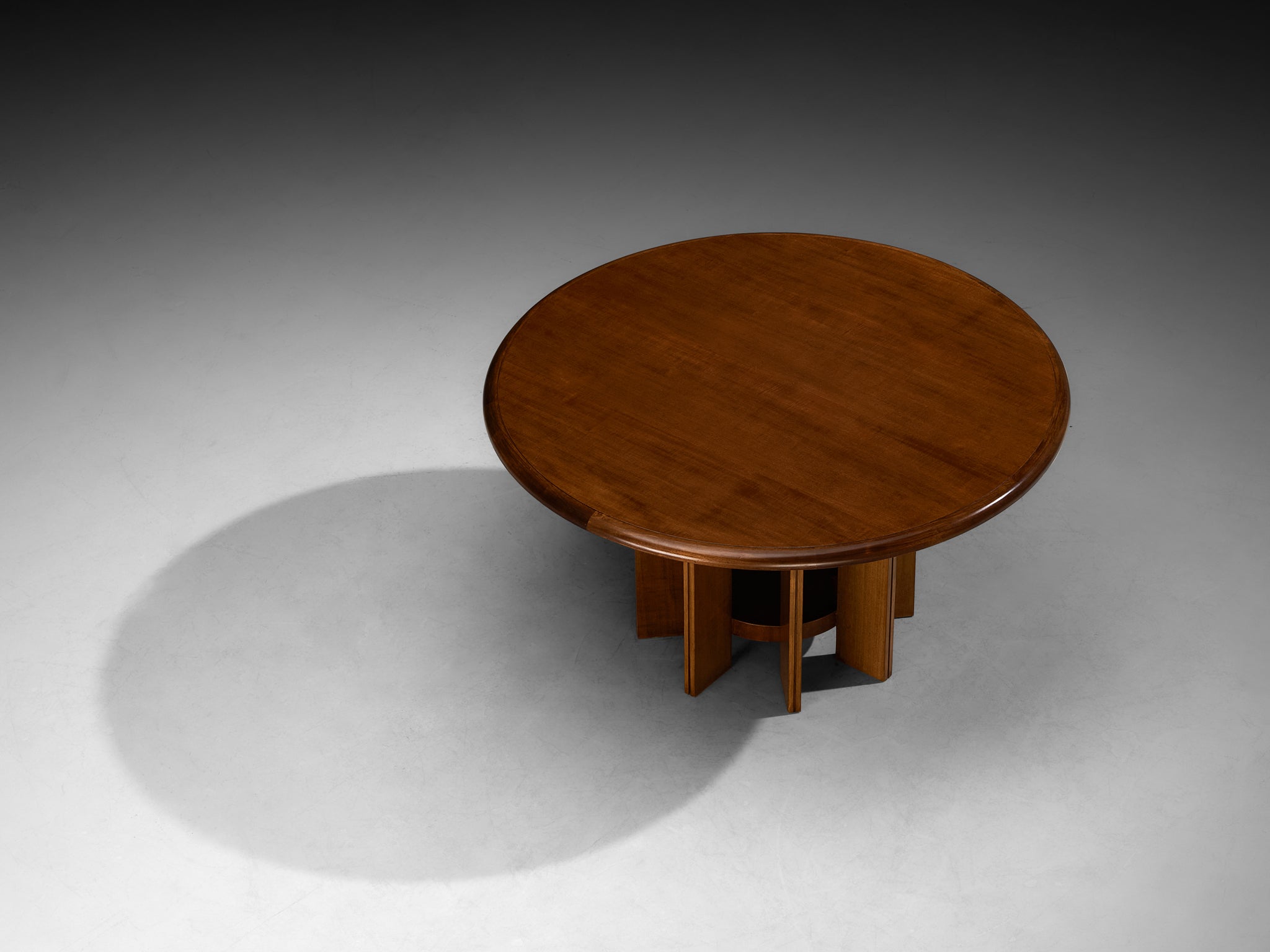 Italian Round Dining Table in Walnut Tables Morentz