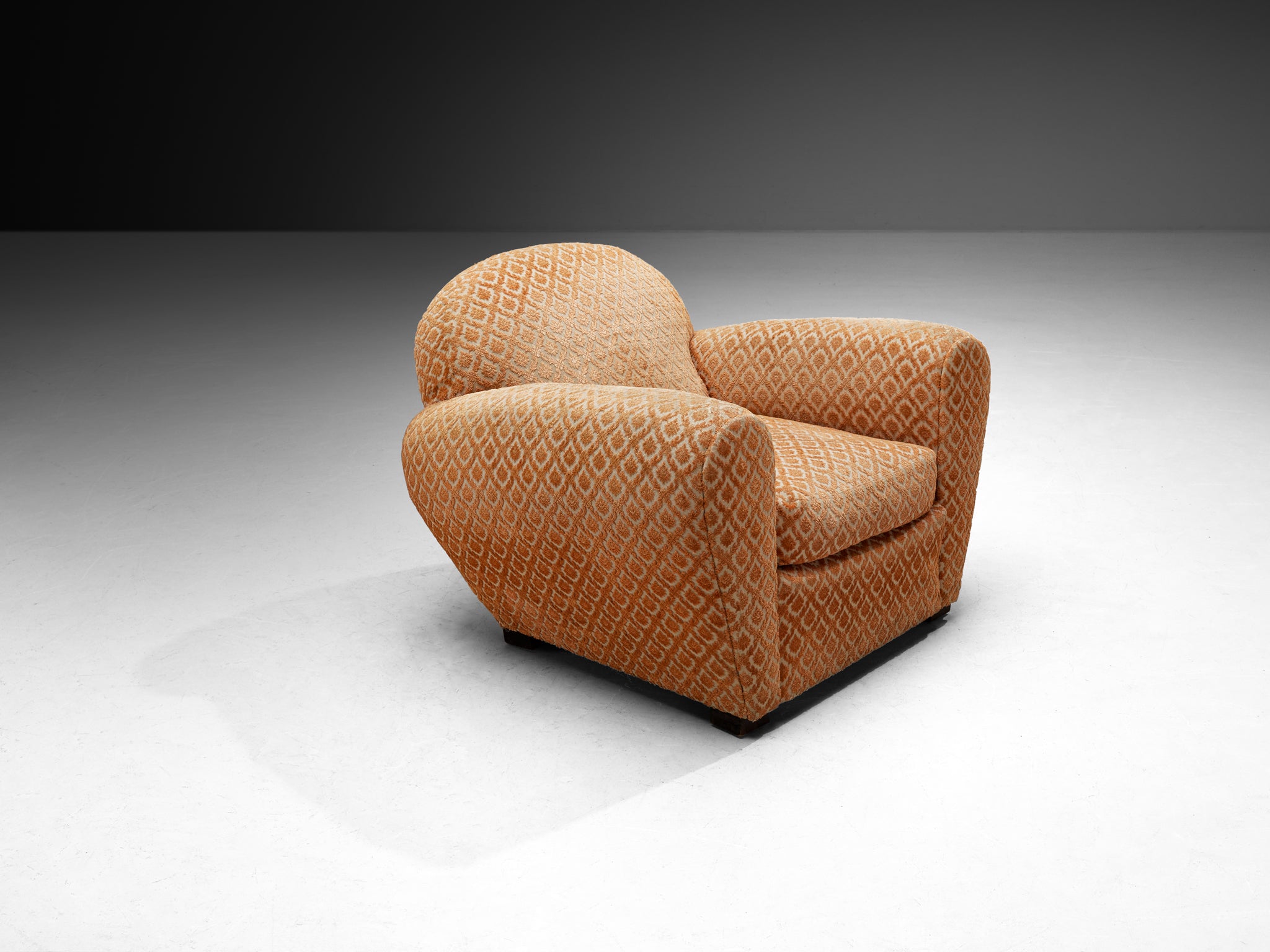 Pair of lounge Chairs in Patterned Fabric and Organic Shape Seating Morentz