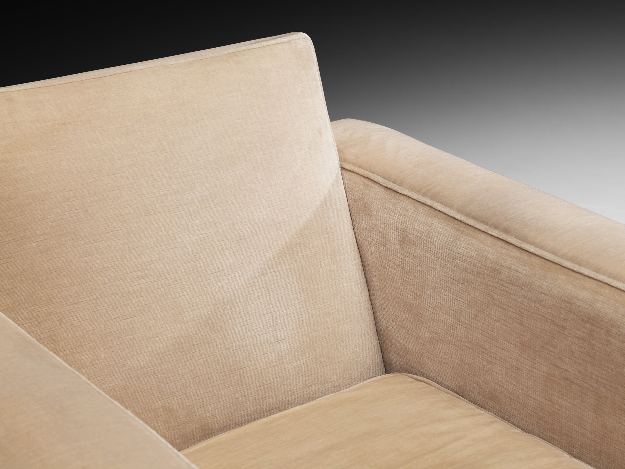 Pair of 1930s Art Deco Lounge Chairs in Beige-Sand Velvet