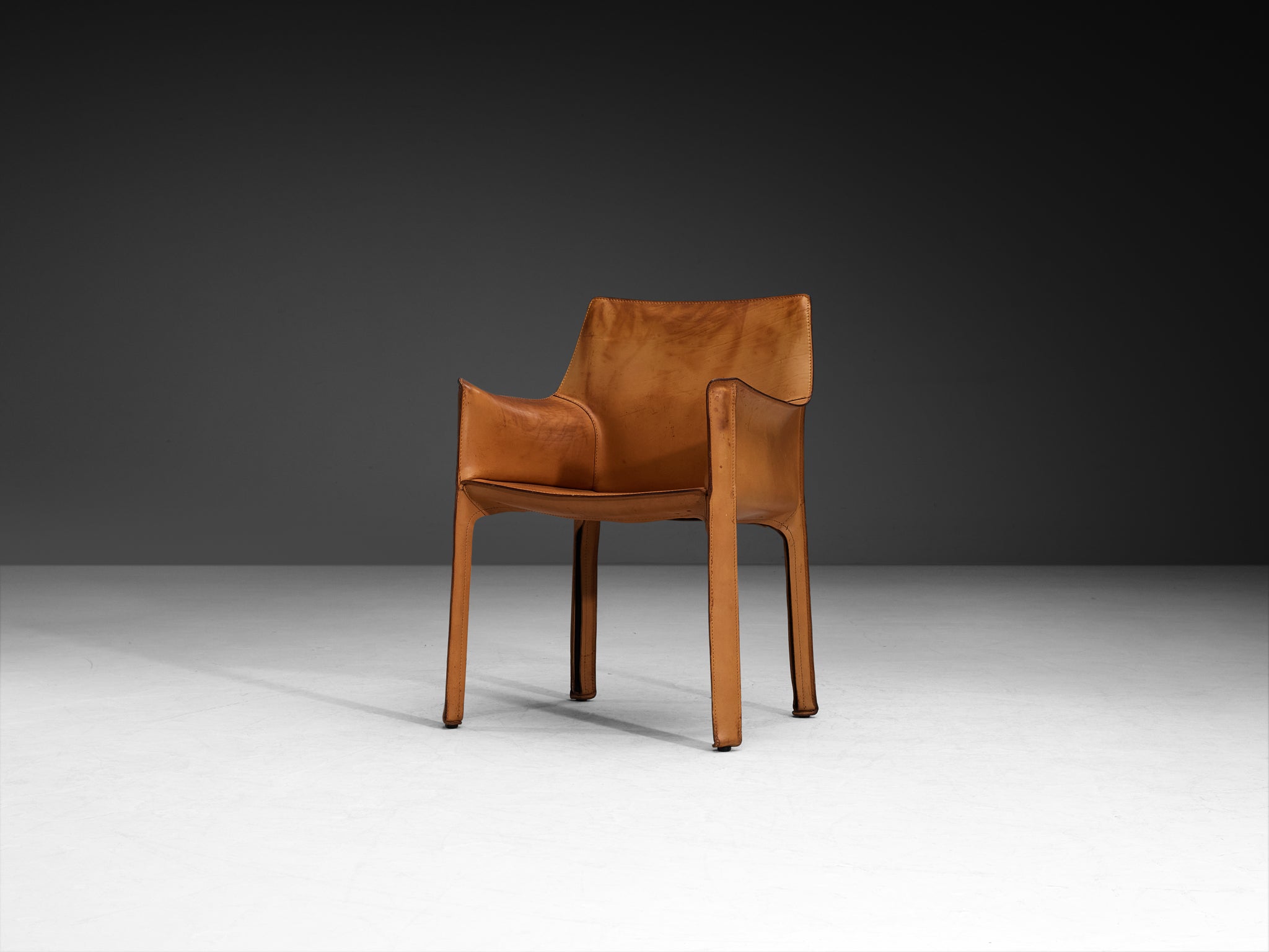 Mario Bellini Set of Four 'CAB 413' Dining Chairs in Patinated Cognac Leather Seating Morentz