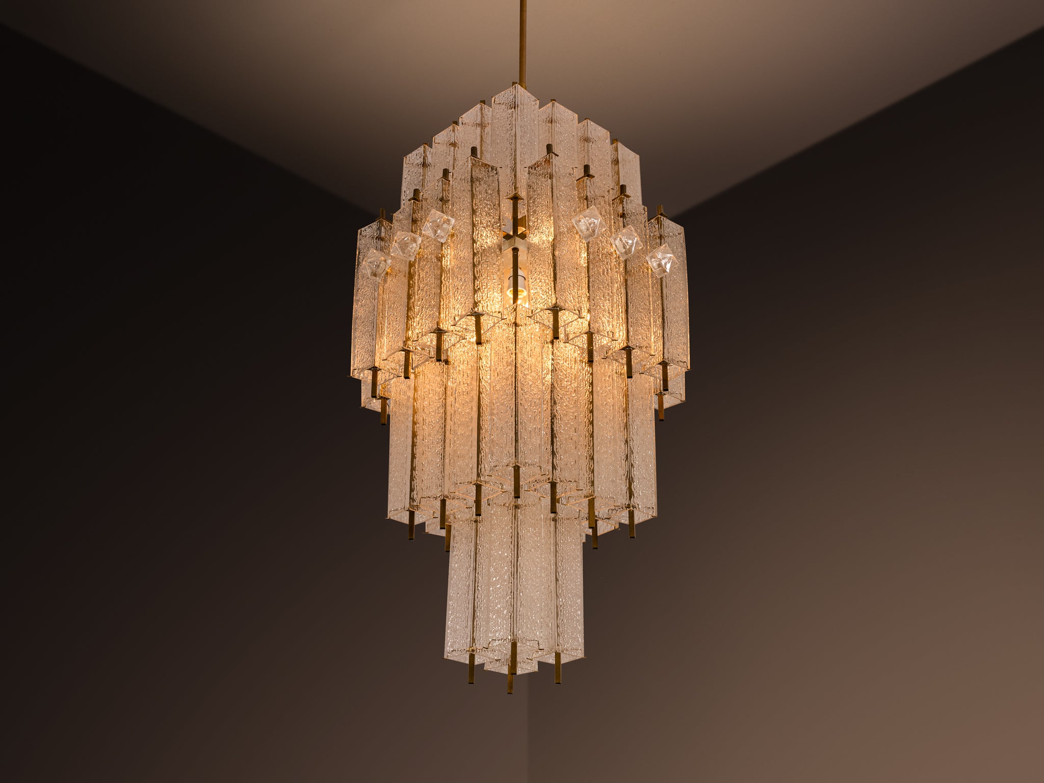 Exceptionally Large Mid-Century Modern Tiered Glass Chandeliers 220 cm/86 in in Height Lighting Morentz