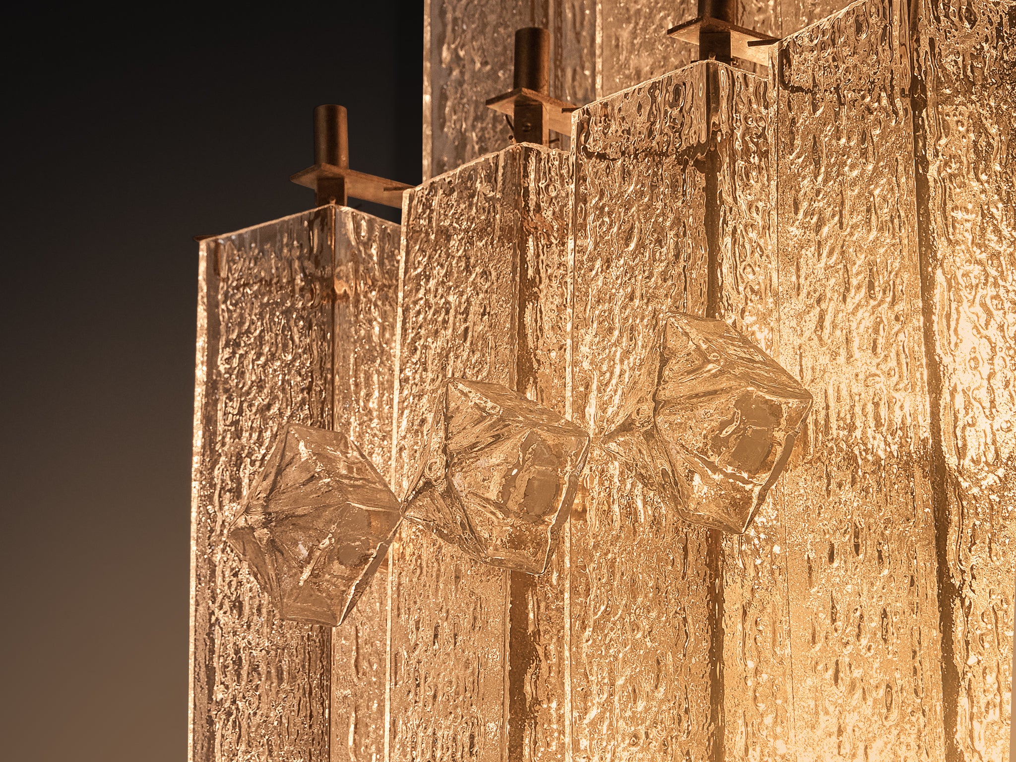 Exceptionally Large Mid-Century Modern Tiered Glass Chandelier 220 cm/86 in in Height Lighting Morentz