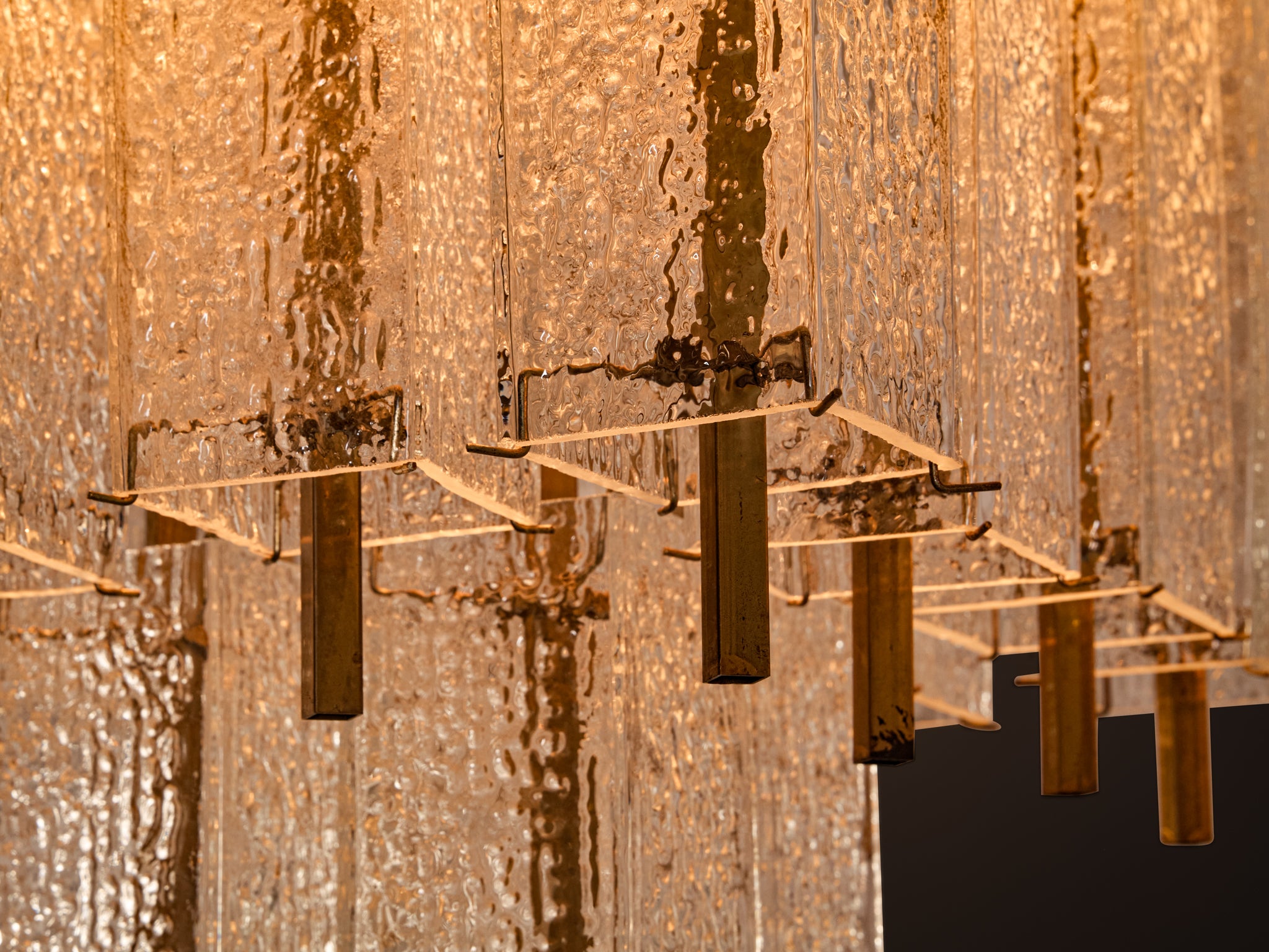 Exceptionally Large Mid-Century Modern Tiered Glass Chandeliers 220 cm/86 in in Height Lighting Morentz