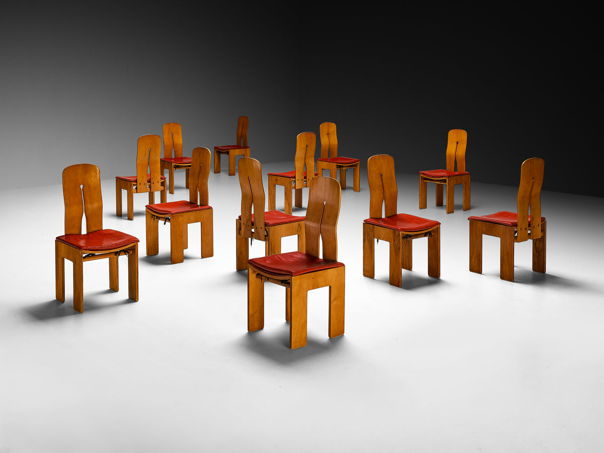 Carlo Scarpa for Bernini Set of Twelve Dining Chairs in Walnut, Burgundy Leather Seating Morentz