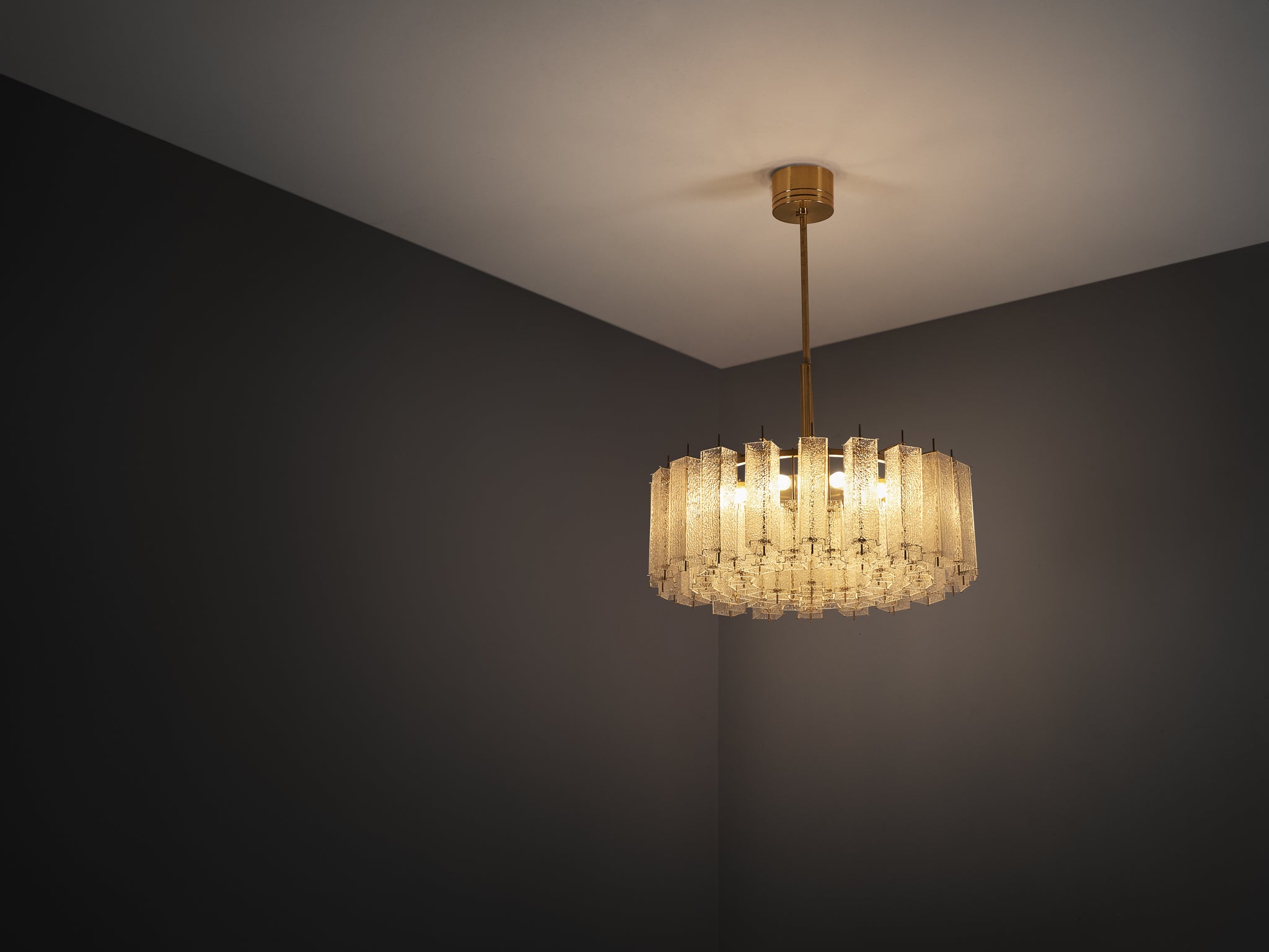 Large Mid Century Modern Glass & Brass Chandelier 97cm/38in Wide Lighting Morentz