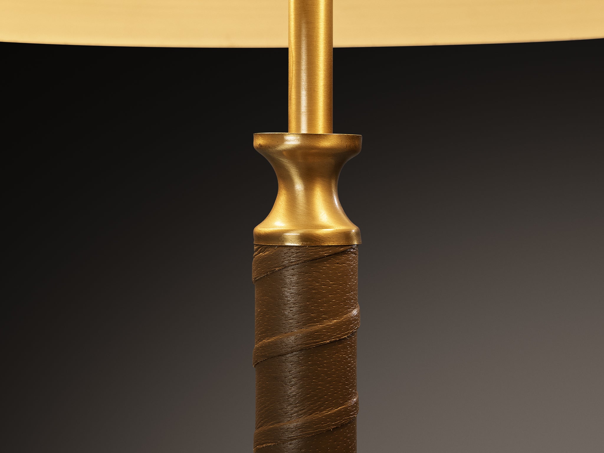Boréns Borås Table Lamp in Brass and Leather Lighting Morentz