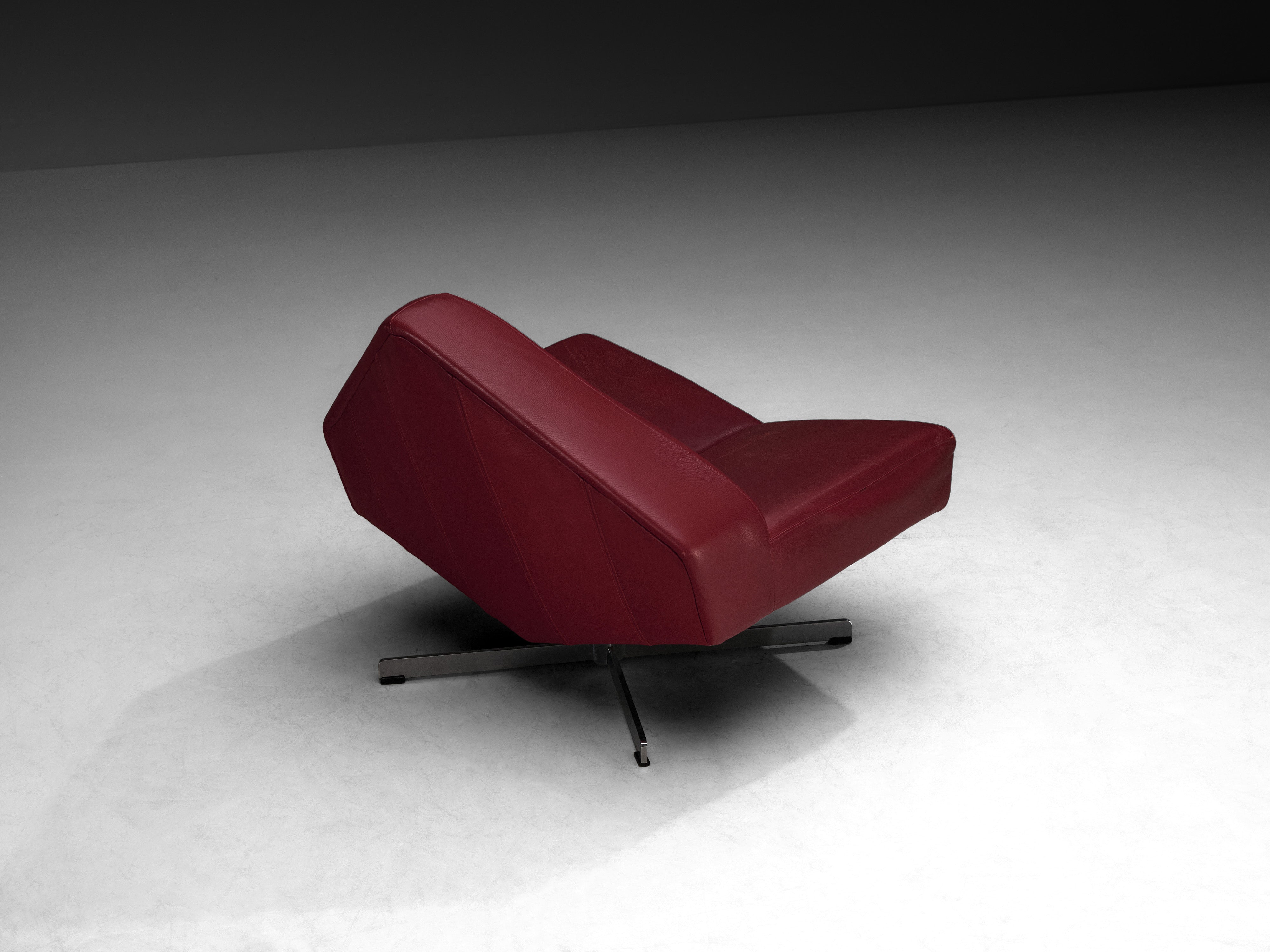 Pair of Rare Schmieder Angular Faceted 'Brasilia' Lounge Chairs in Cherry Red Leather and Steel Seating Morentz