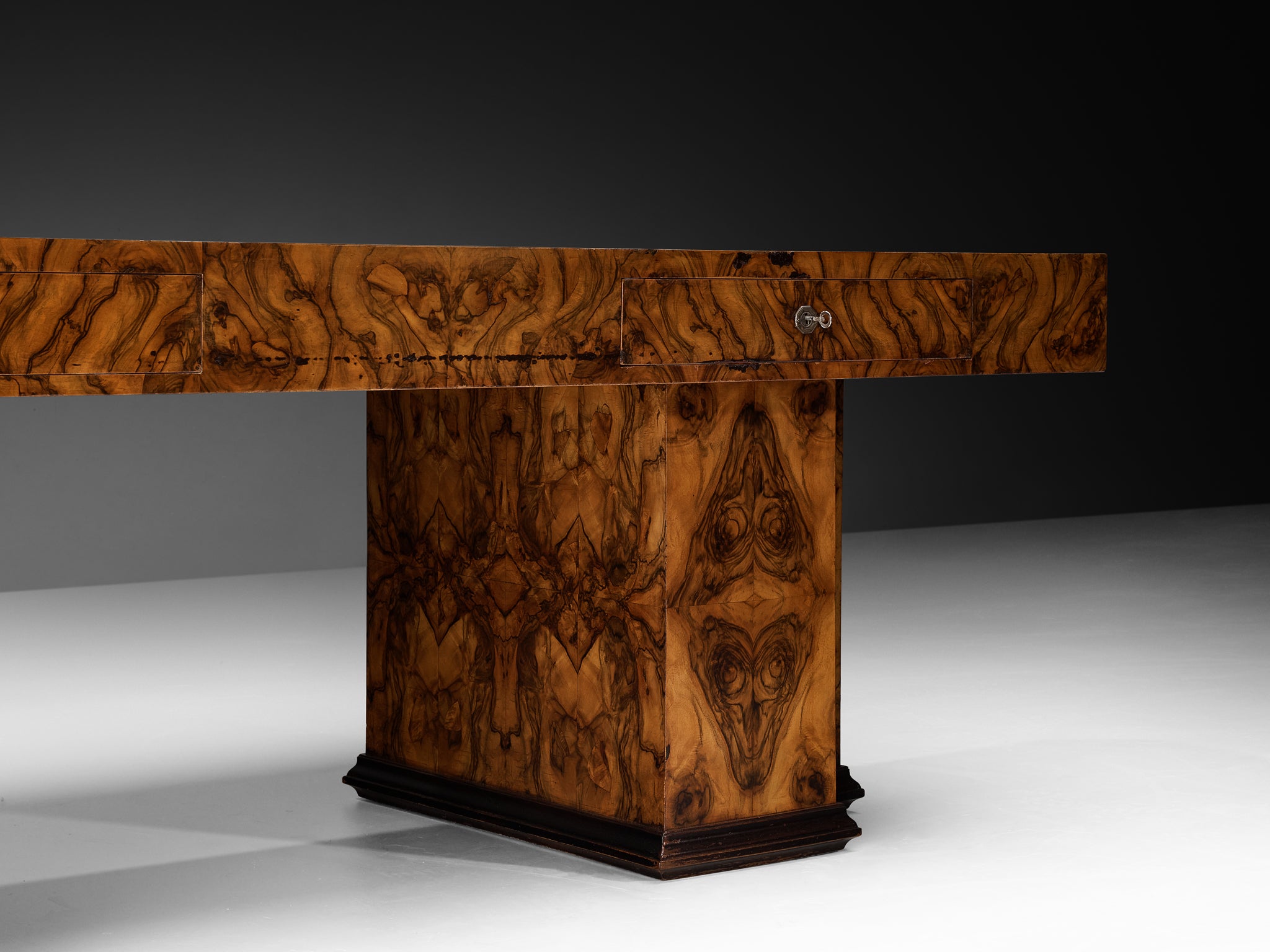 1930s Italian Art Deco Monumental Executive Desk in Walnut Burl Tables Morentz