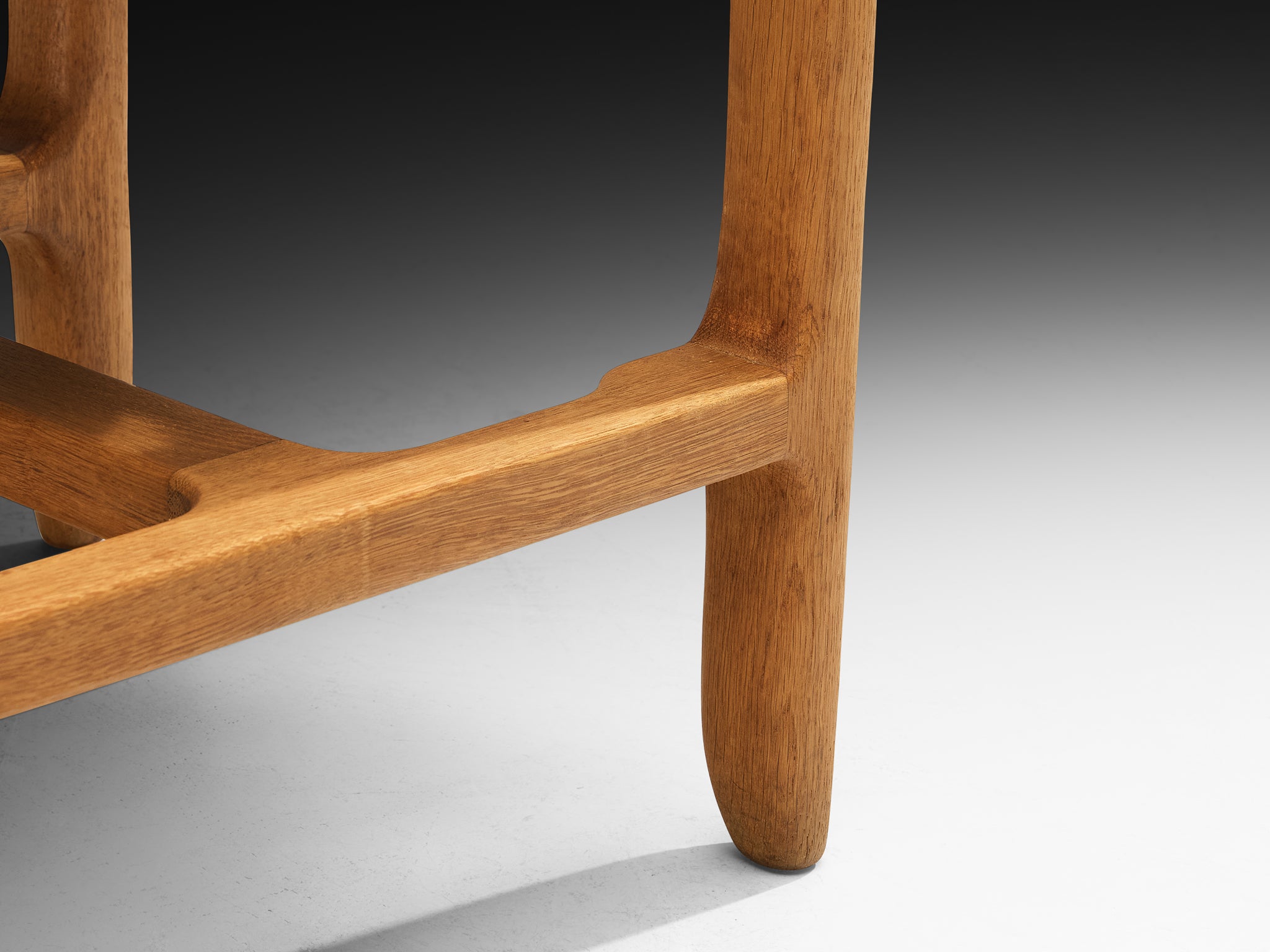 Guillerme & Chambron Set of Four 'Véronique' Dining Chairs in Solid Oak Seating Morentz