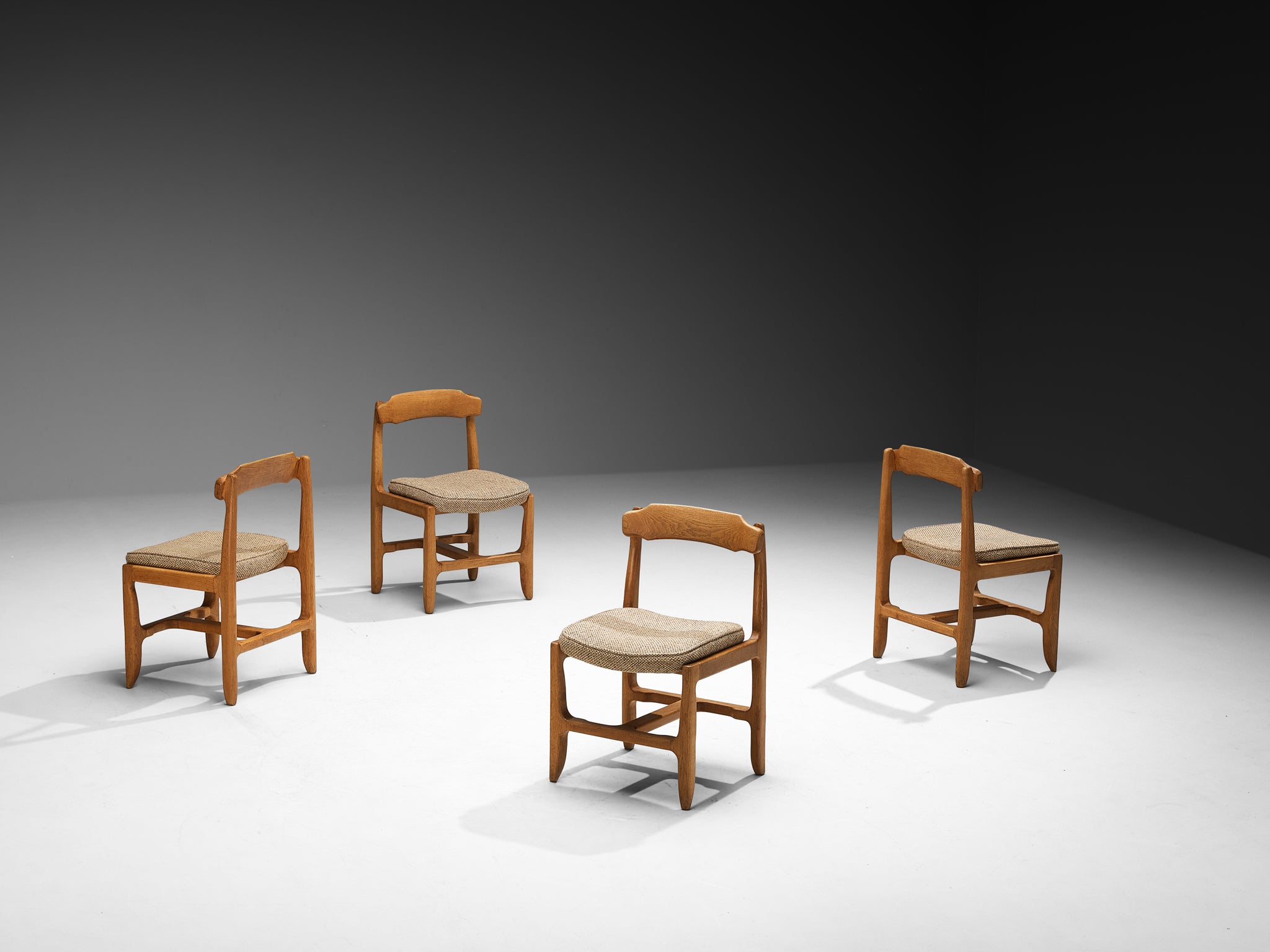 Guillerme & Chambron Set of Four 'Véronique' Dining Chairs in Solid Oak Seating Morentz