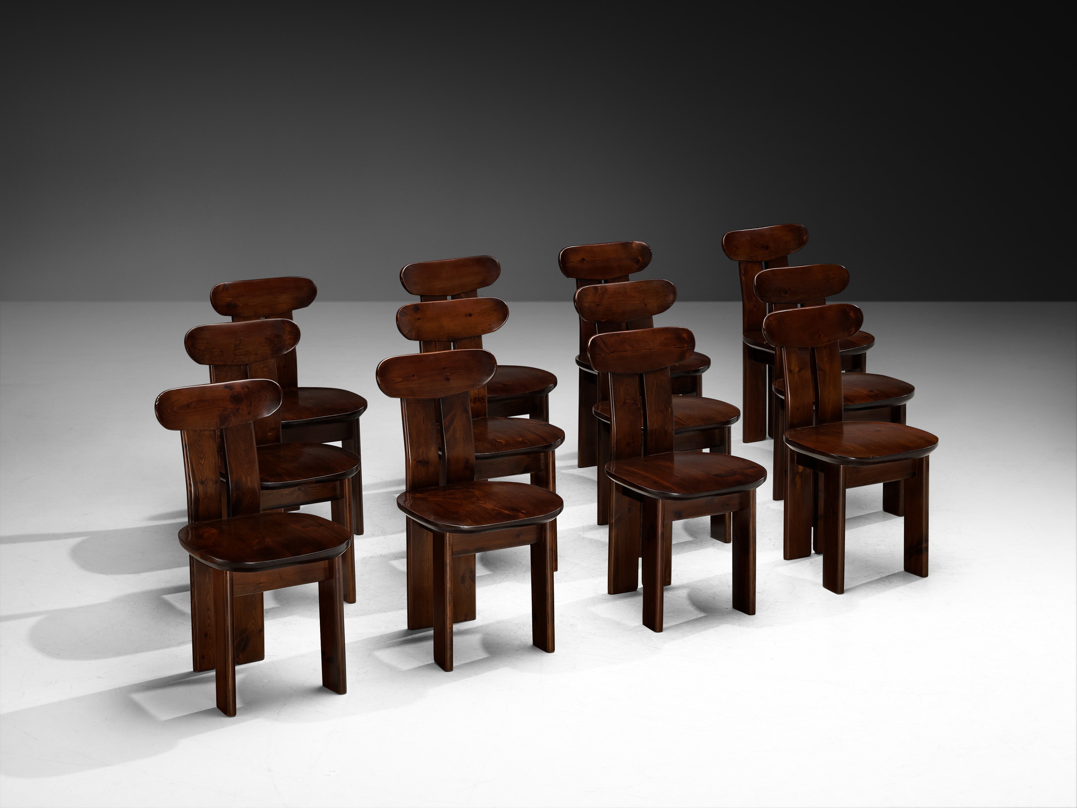 1970s Post-Modern Italian Set of Twelve Dining Chairs in Pine Seating Morentz