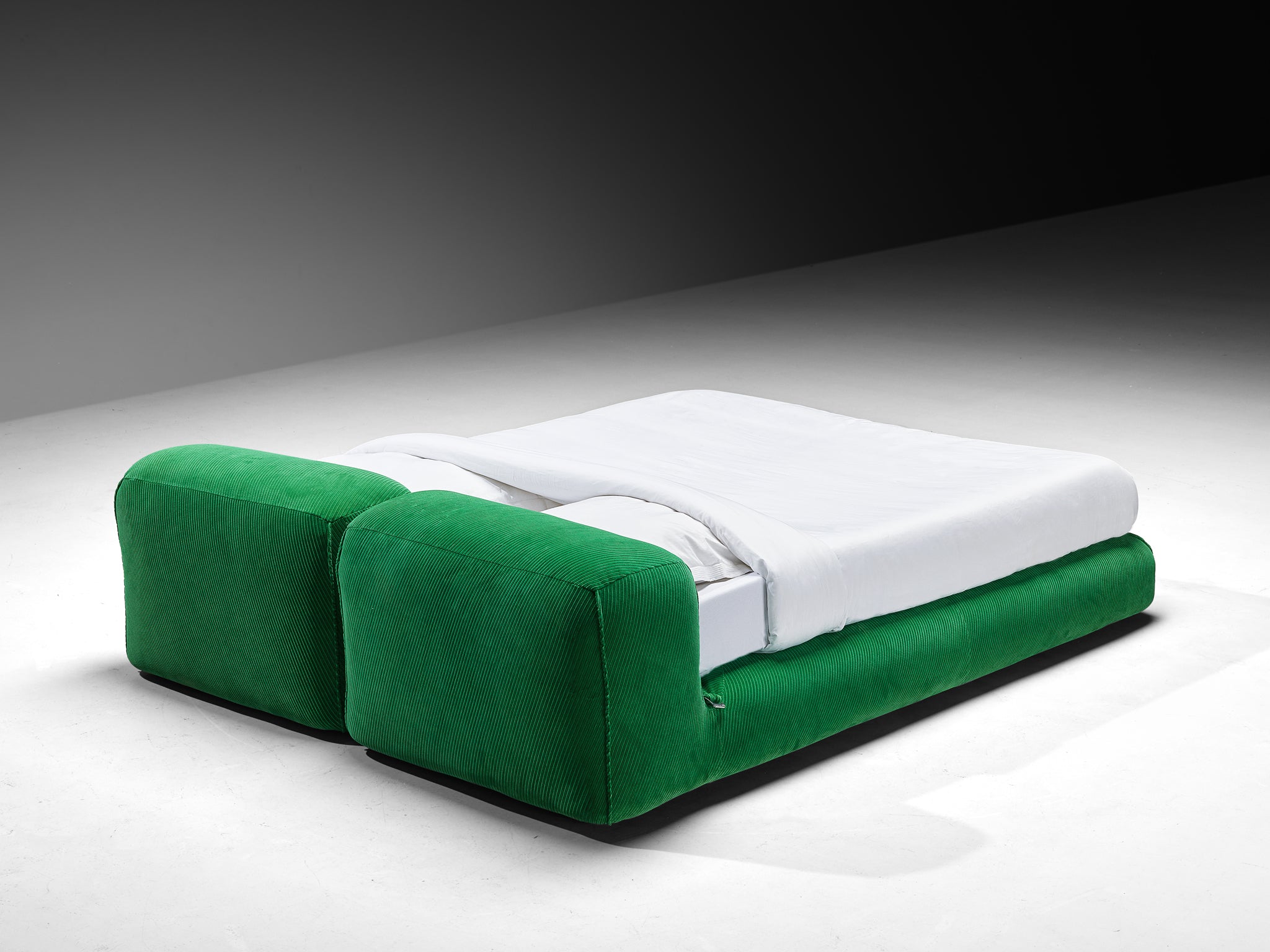 Rare Mario Bellini for Cassina 'Le Mura' King Bed in Vibrant Green Corduroy More Furniture and Collectibles Morentz