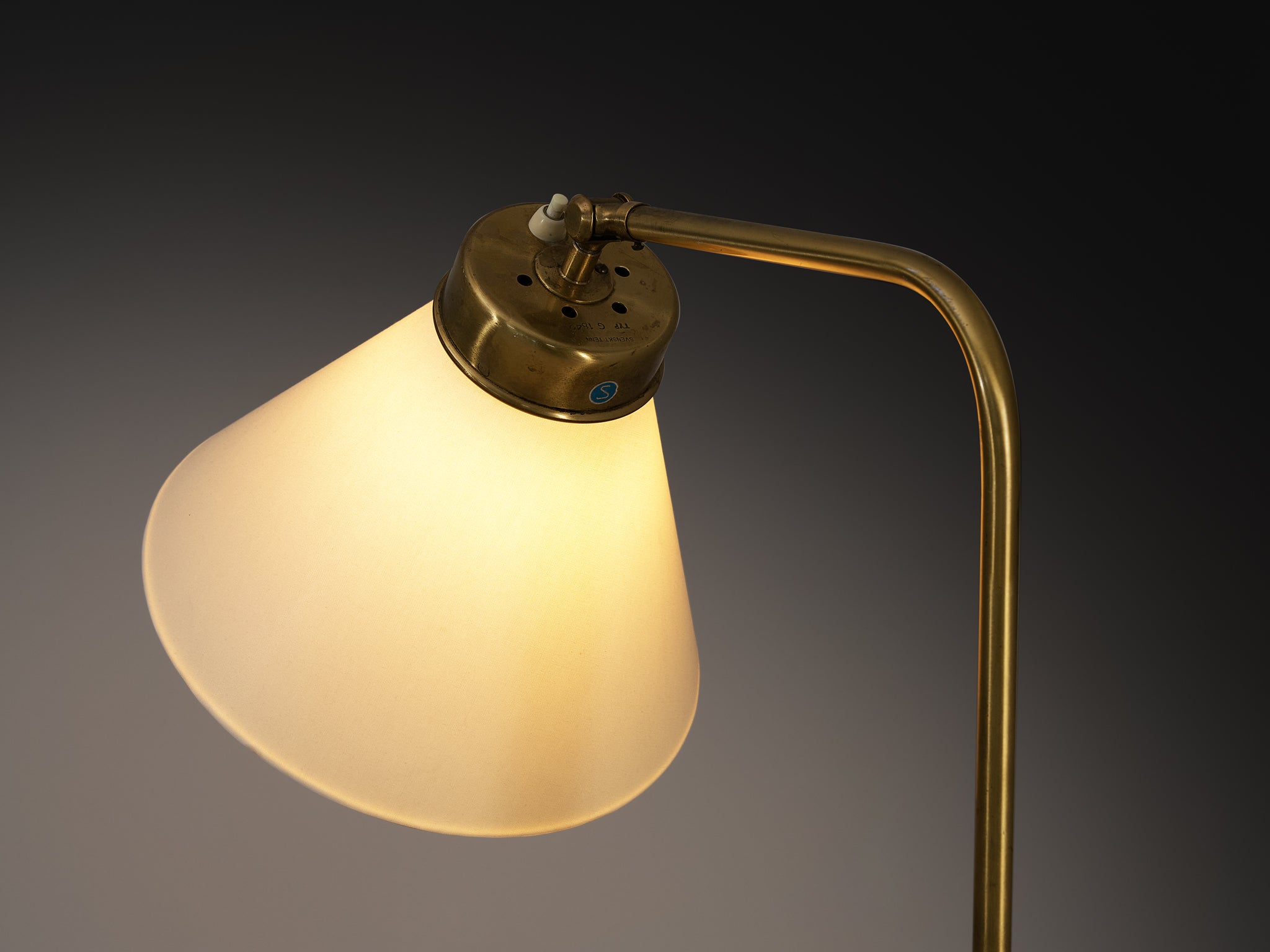 Early Edition Josef Frank for Svenskt Tenn '1842' Floor Lamp in Brass Lighting Morentz