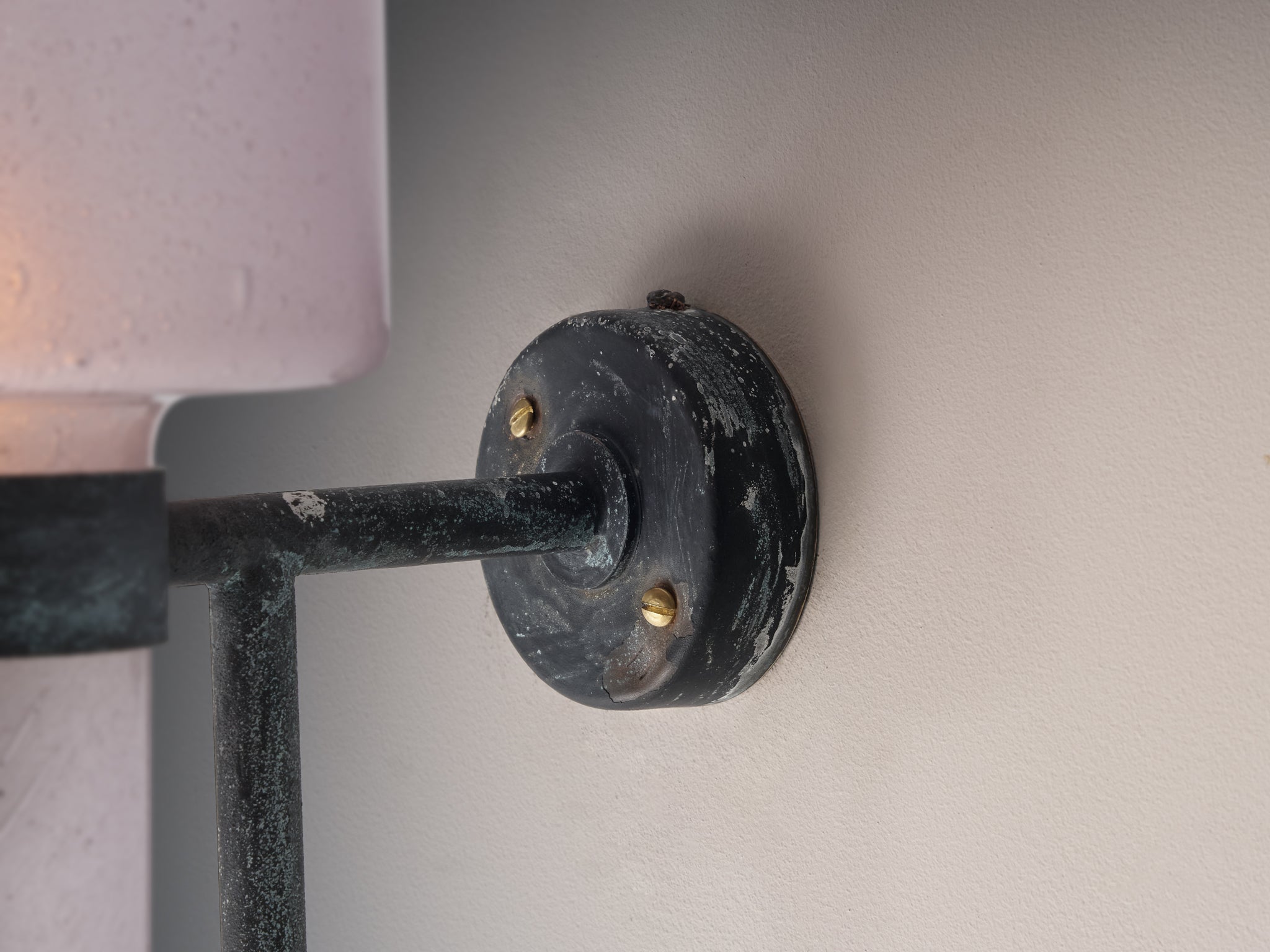 Hans-Agne Jakobsson 'V-138' Wall Light in Copper and Blown Glass Lighting Morentz