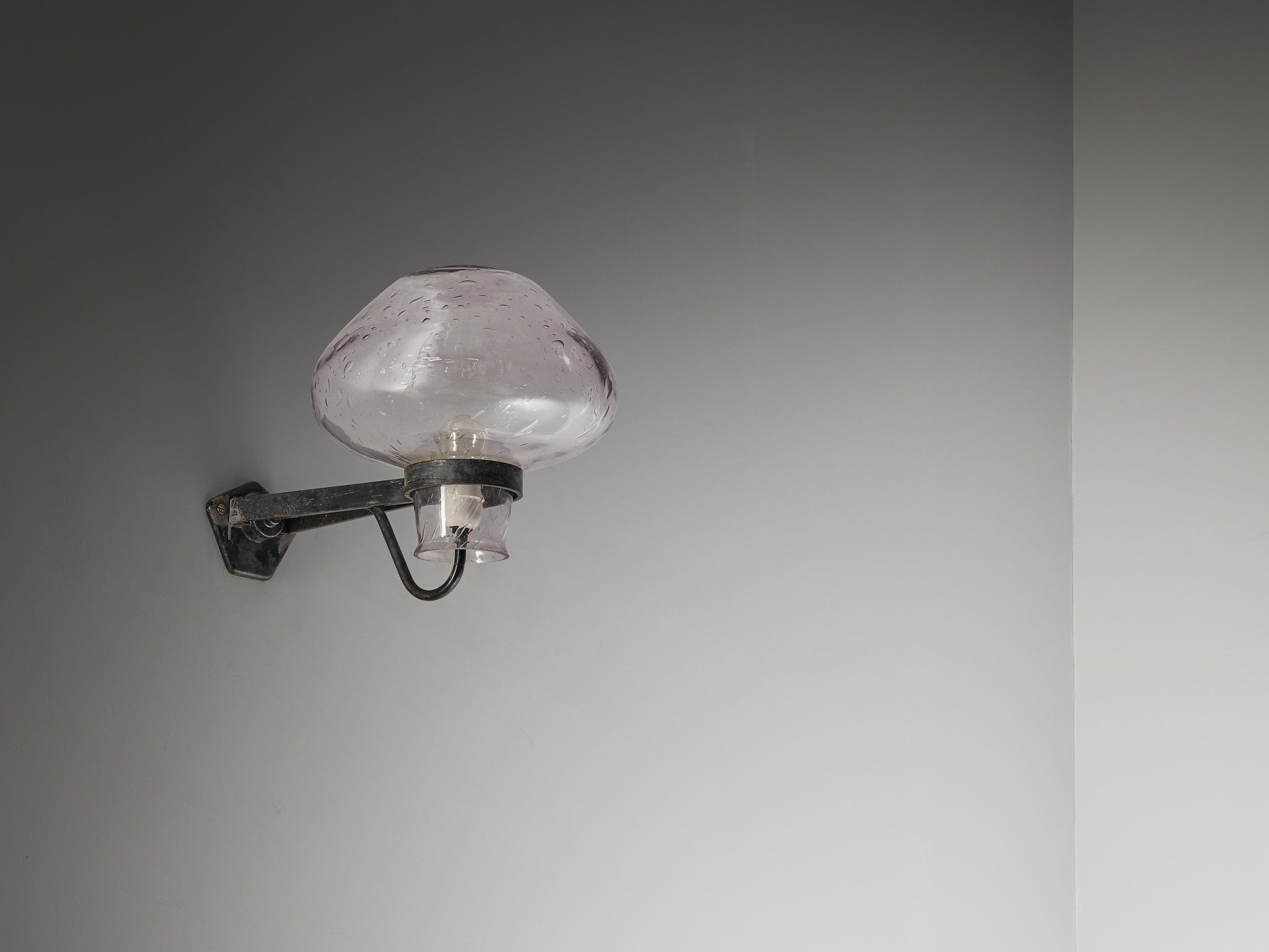 Gunnar Asplund for ASEA Large Wall Light in Blown Glass and Metal Lighting Morentz