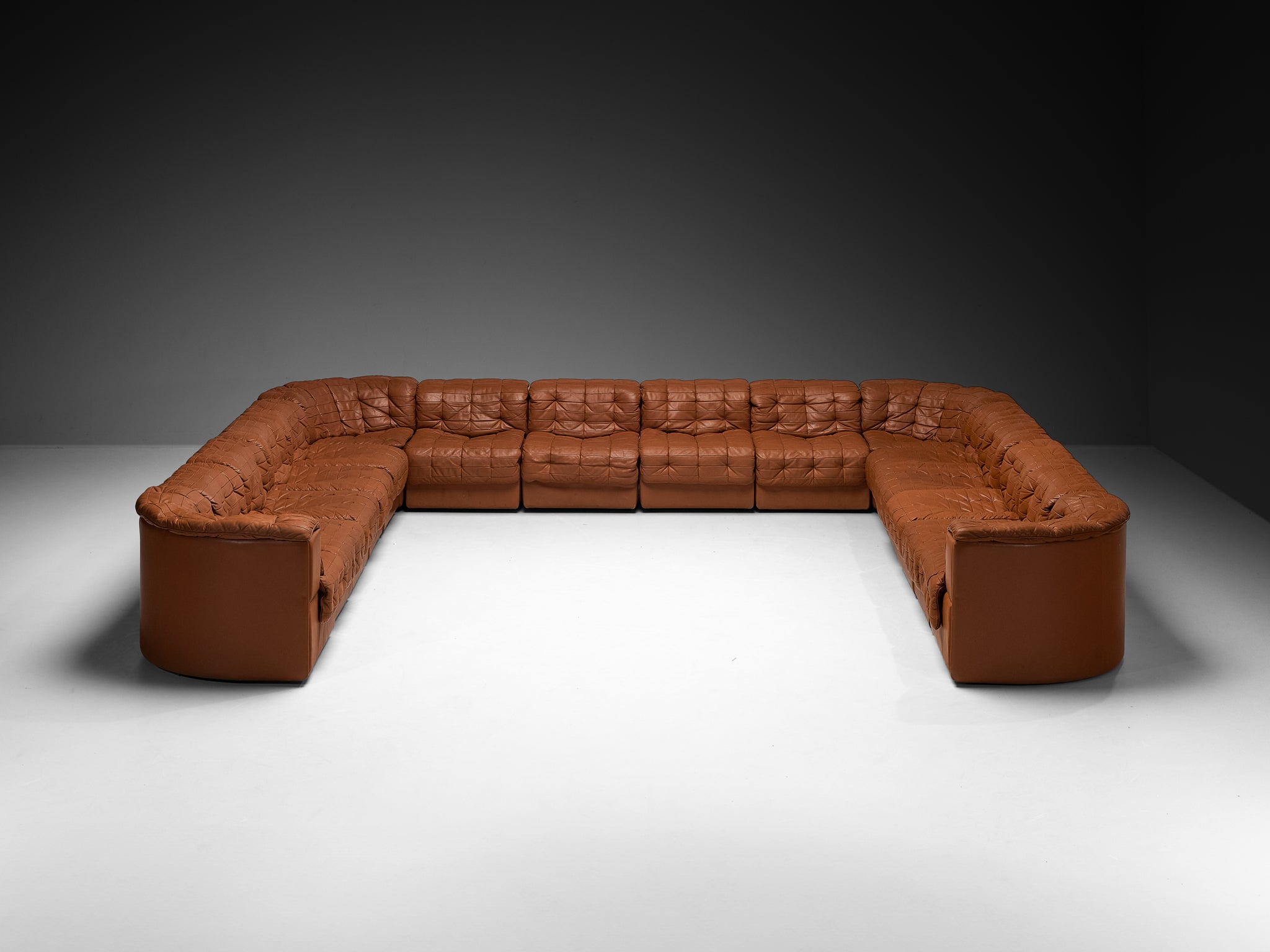Rare Large-Scale De Sede DS 11 Modular Sofa Consisting of Sixteen Elements Seating Morentz