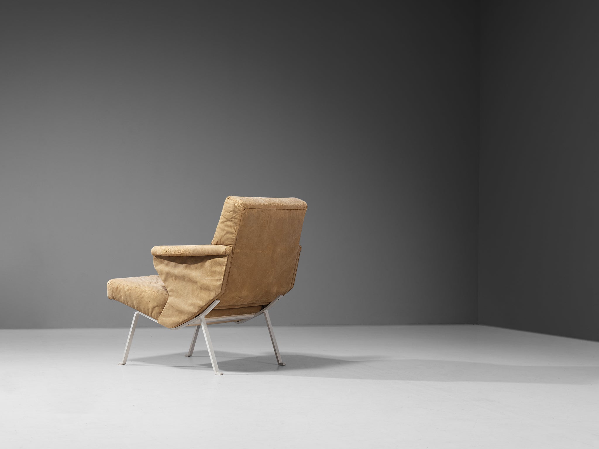 Lounge Chair in Beige Upholstery seating Morentz