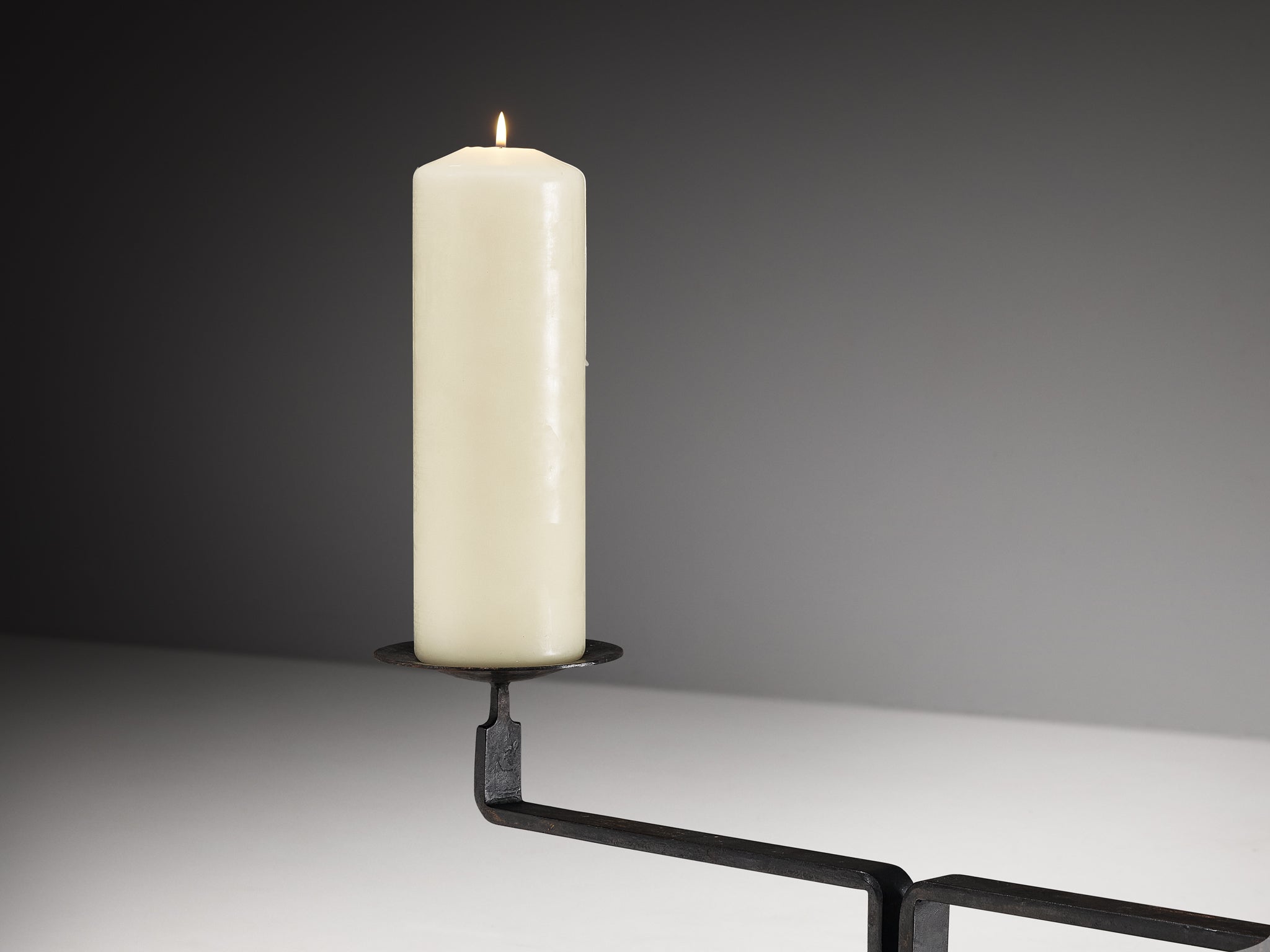 1950s Minimalist Floor Candle Holder in Steel Decorative objects Morentz