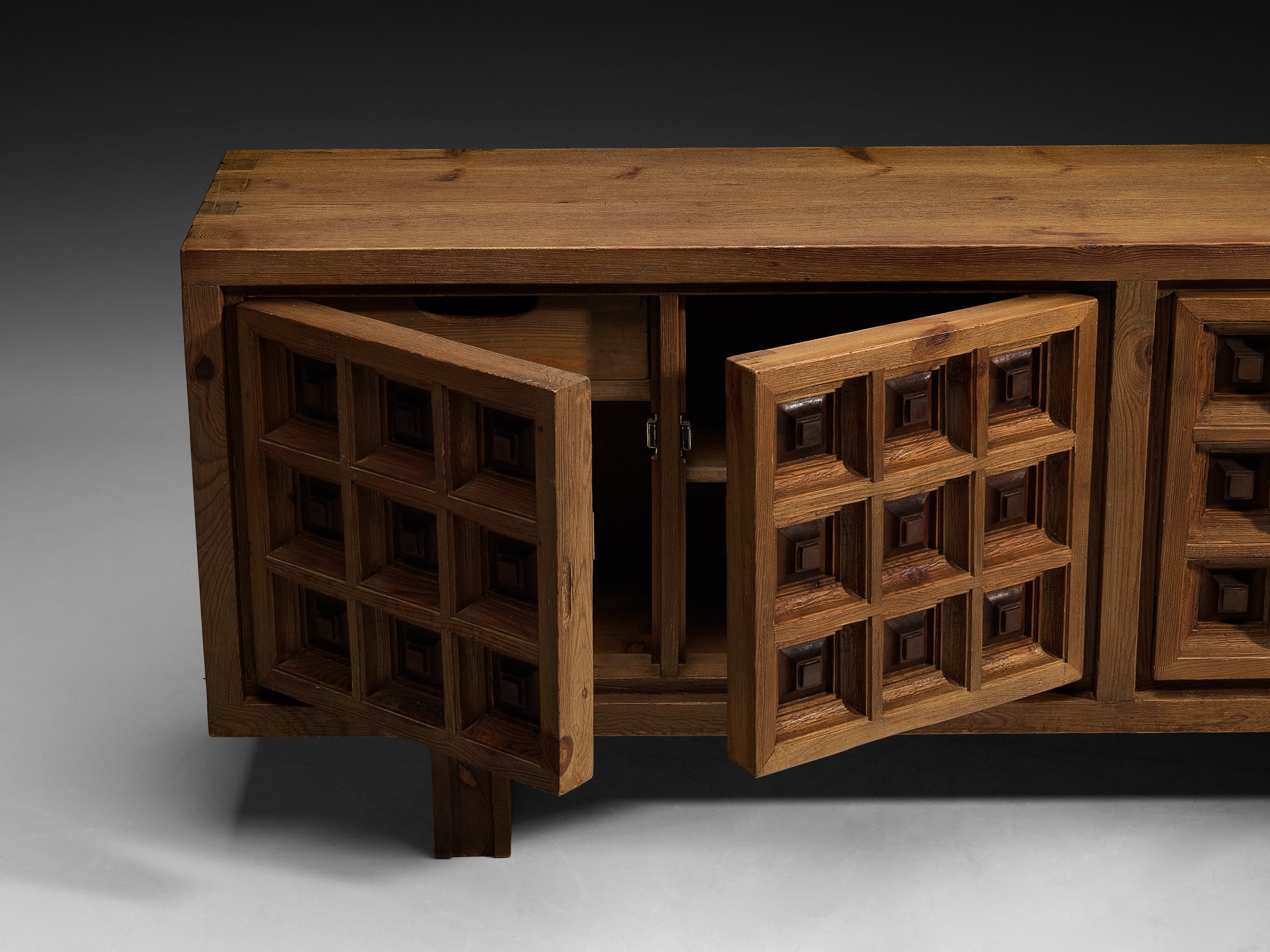 Biosca Spanish Sideboard in Stained Pine