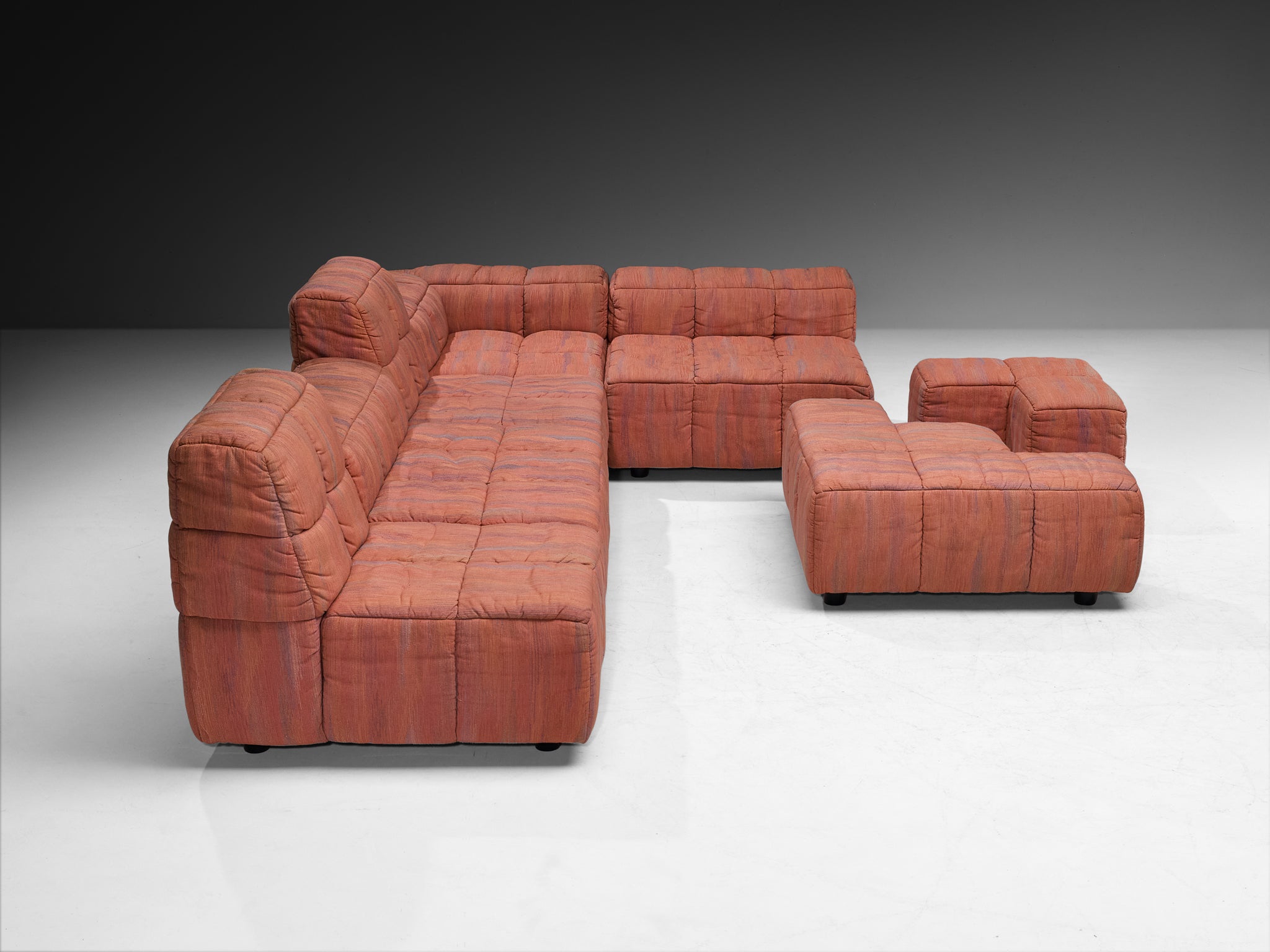 Hans Hopfer for Neue Wiener Werkstätte 'Castell' Sectional Sofa in Pink Fabric Seating Morentz