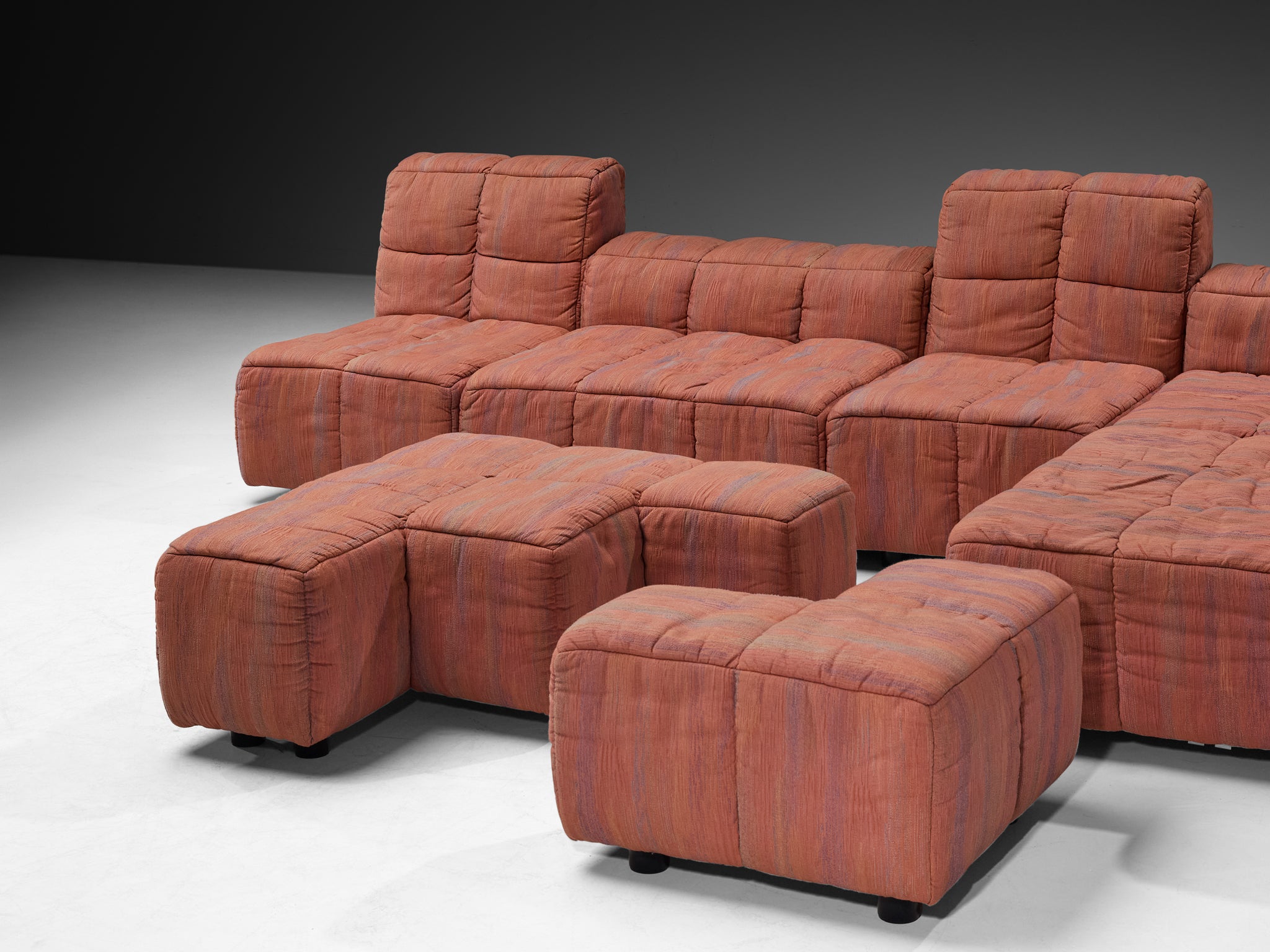 Hans Hopfer for Neue Wiener Werkstätte 'Castell' Sectional Sofa in Pink Fabric Seating Morentz